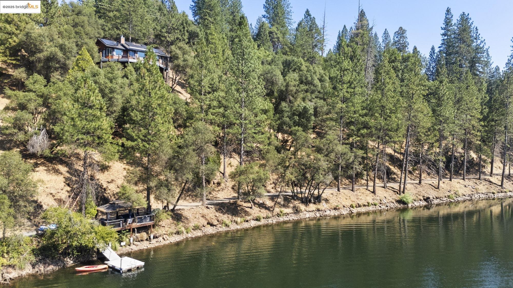 Detail Gallery Image 3 of 57 For 20162 Pine Mountain Dr, Groveland,  CA 95321-000 - 4 Beds | 3/1 Baths