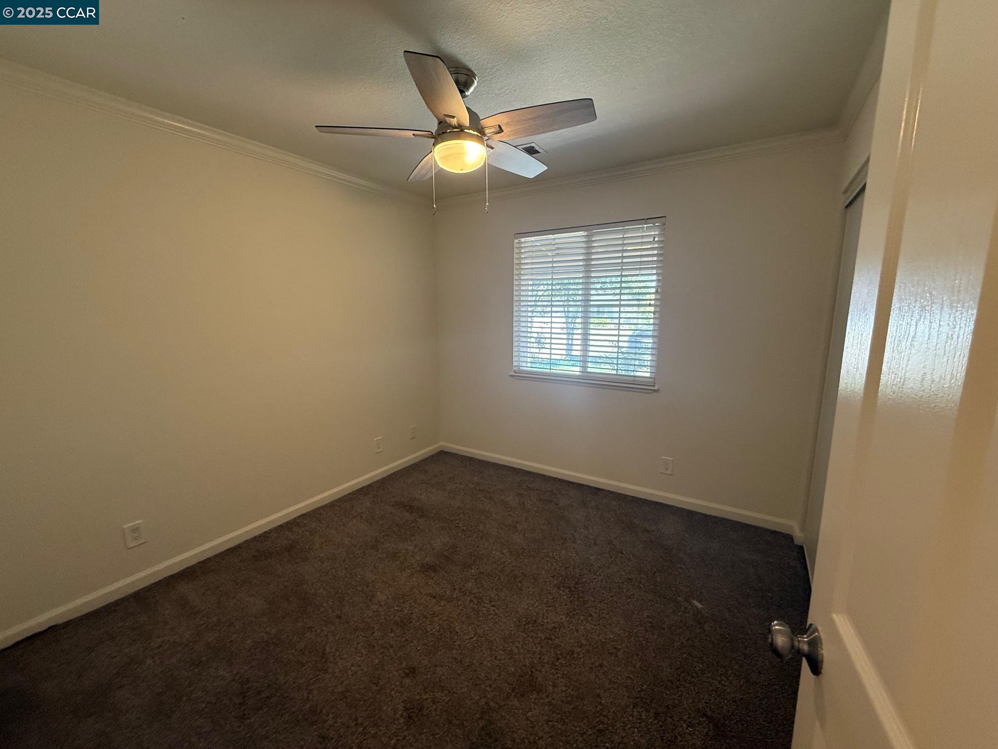 Detail Gallery Image 7 of 15 For 1049 Miranda Way, Livermore,  CA 94550 - 3 Beds | 2 Baths