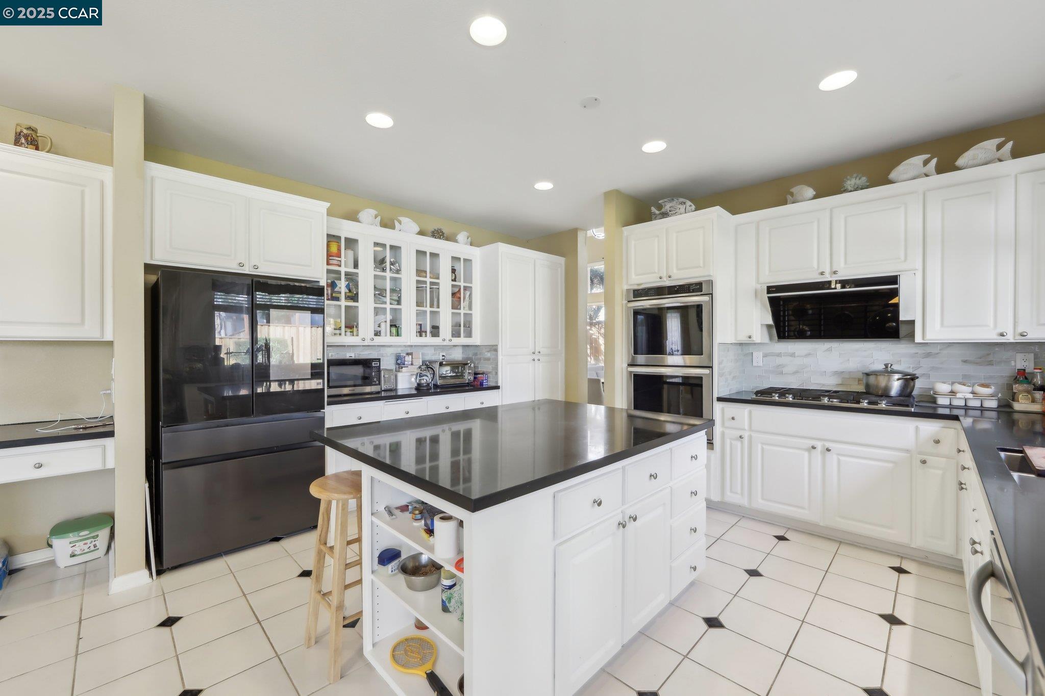 Detail Gallery Image 12 of 45 For 5004 Star Mine Way, Antioch,  CA 94531 - 5 Beds | 3 Baths