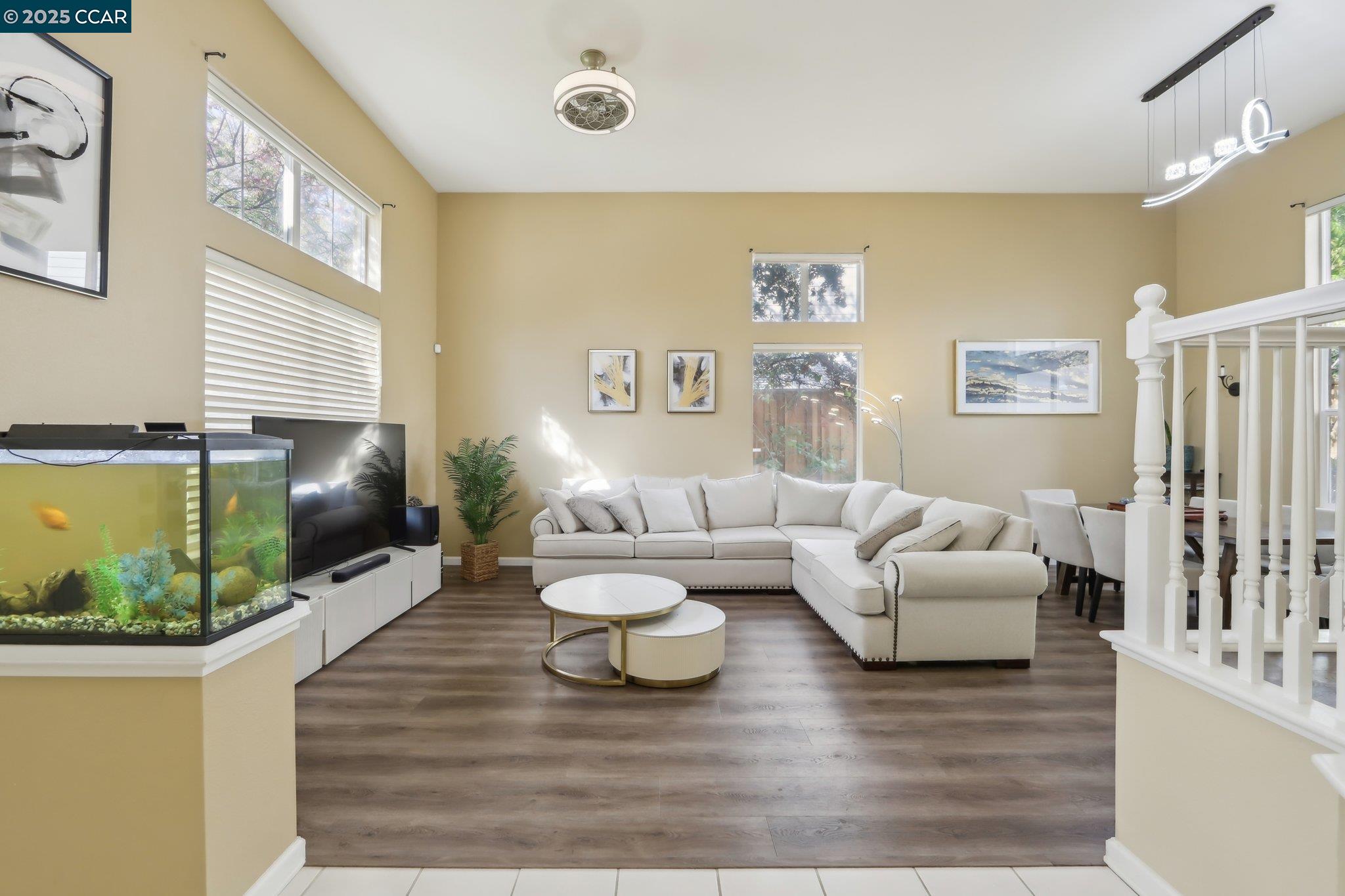Detail Gallery Image 4 of 45 For 5004 Star Mine Way, Antioch,  CA 94531 - 5 Beds | 3 Baths