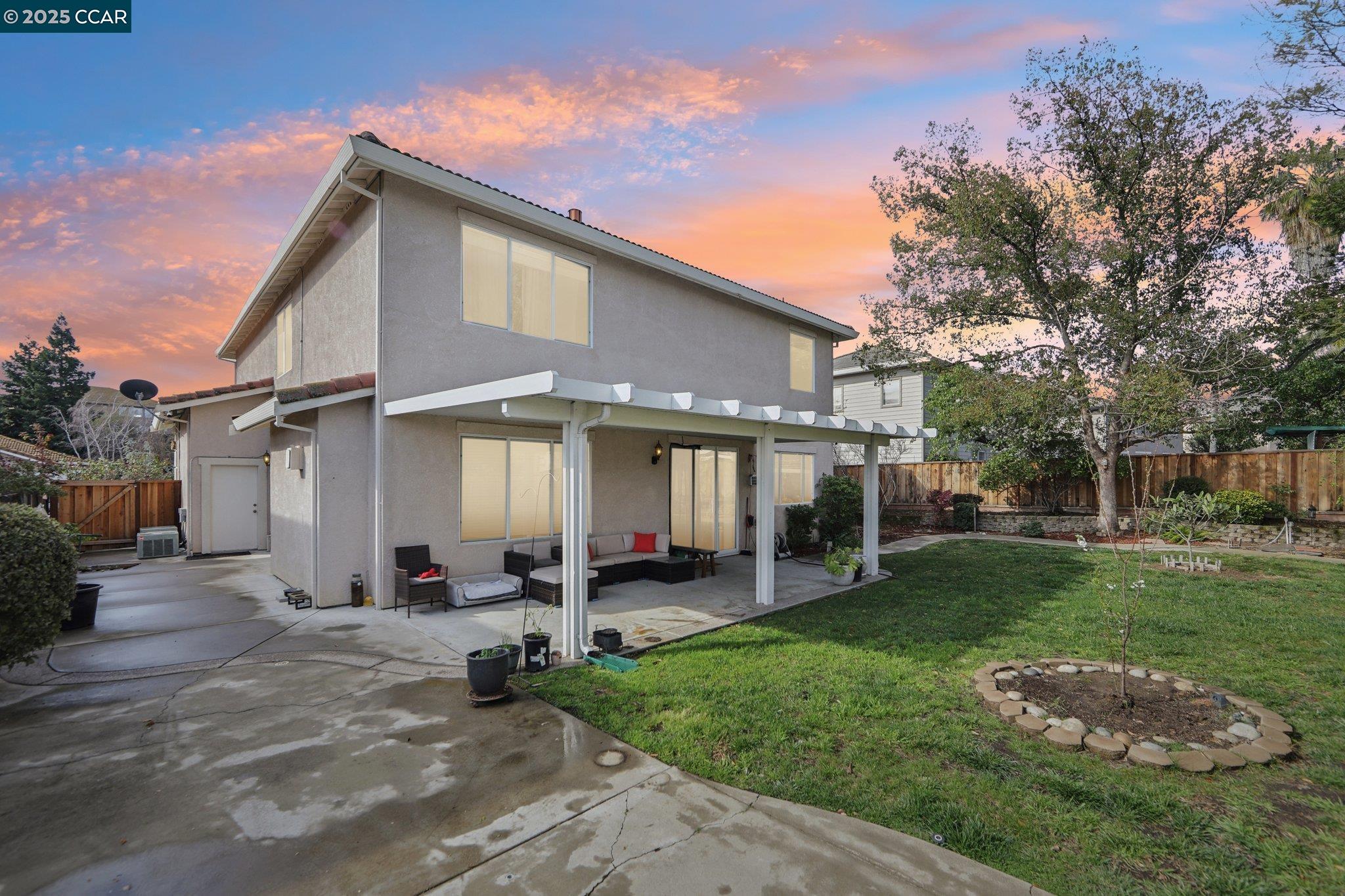Detail Gallery Image 34 of 45 For 5004 Star Mine Way, Antioch,  CA 94531 - 5 Beds | 3 Baths
