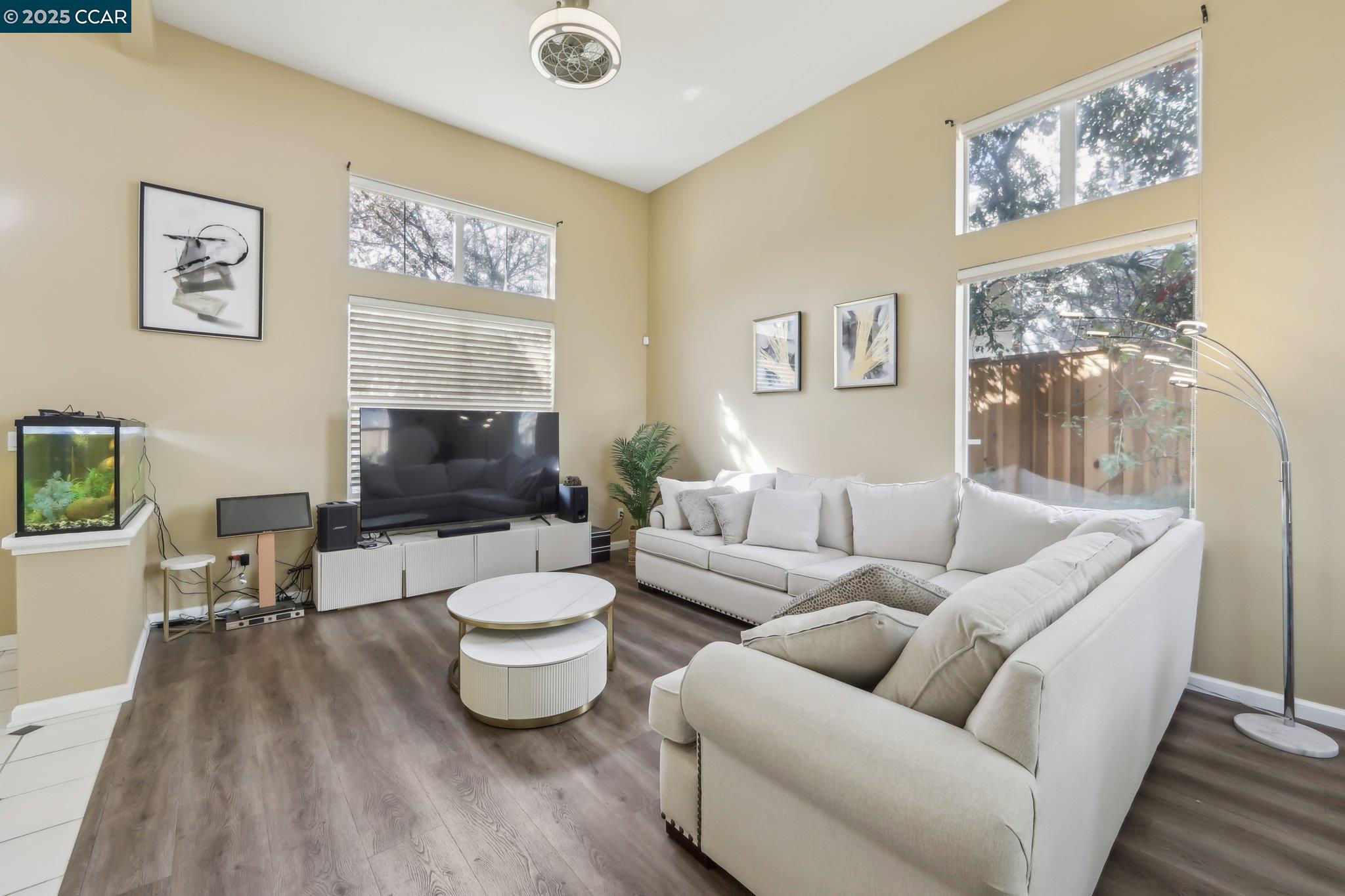 Detail Gallery Image 6 of 45 For 5004 Star Mine Way, Antioch,  CA 94531 - 5 Beds | 3 Baths