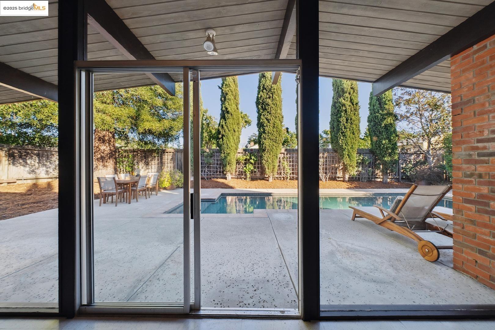 Detail Gallery Image 21 of 60 For 4020 Salem St, Concord,  CA 94521 - 4 Beds | 2 Baths