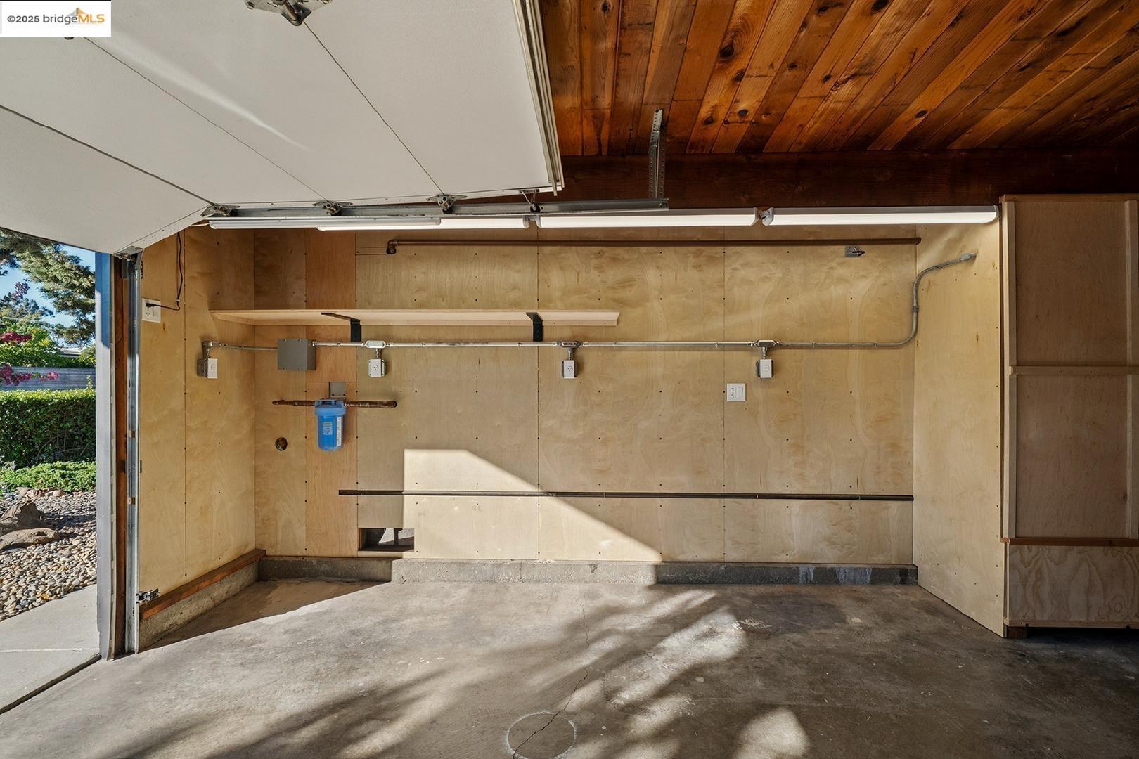 Detail Gallery Image 28 of 60 For 4020 Salem St, Concord,  CA 94521 - 4 Beds | 2 Baths
