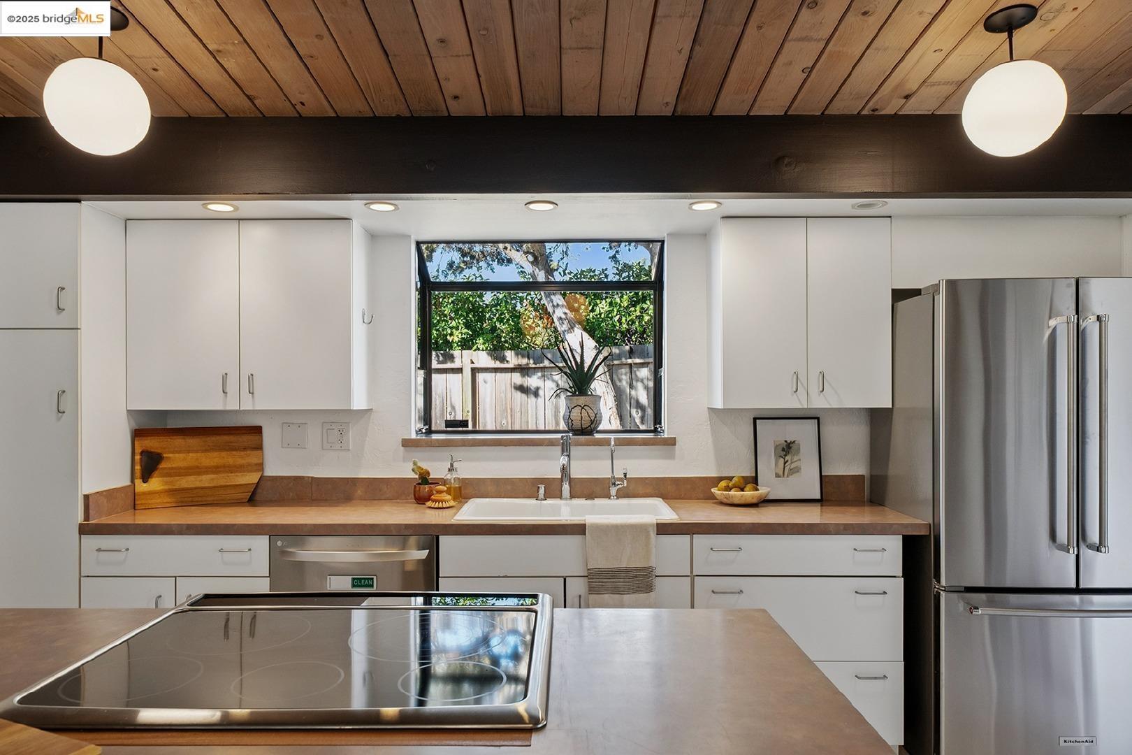 Detail Gallery Image 30 of 60 For 4020 Salem St, Concord,  CA 94521 - 4 Beds | 2 Baths