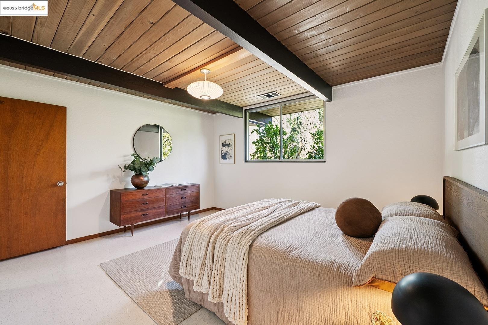 Detail Gallery Image 39 of 60 For 4020 Salem St, Concord,  CA 94521 - 4 Beds | 2 Baths