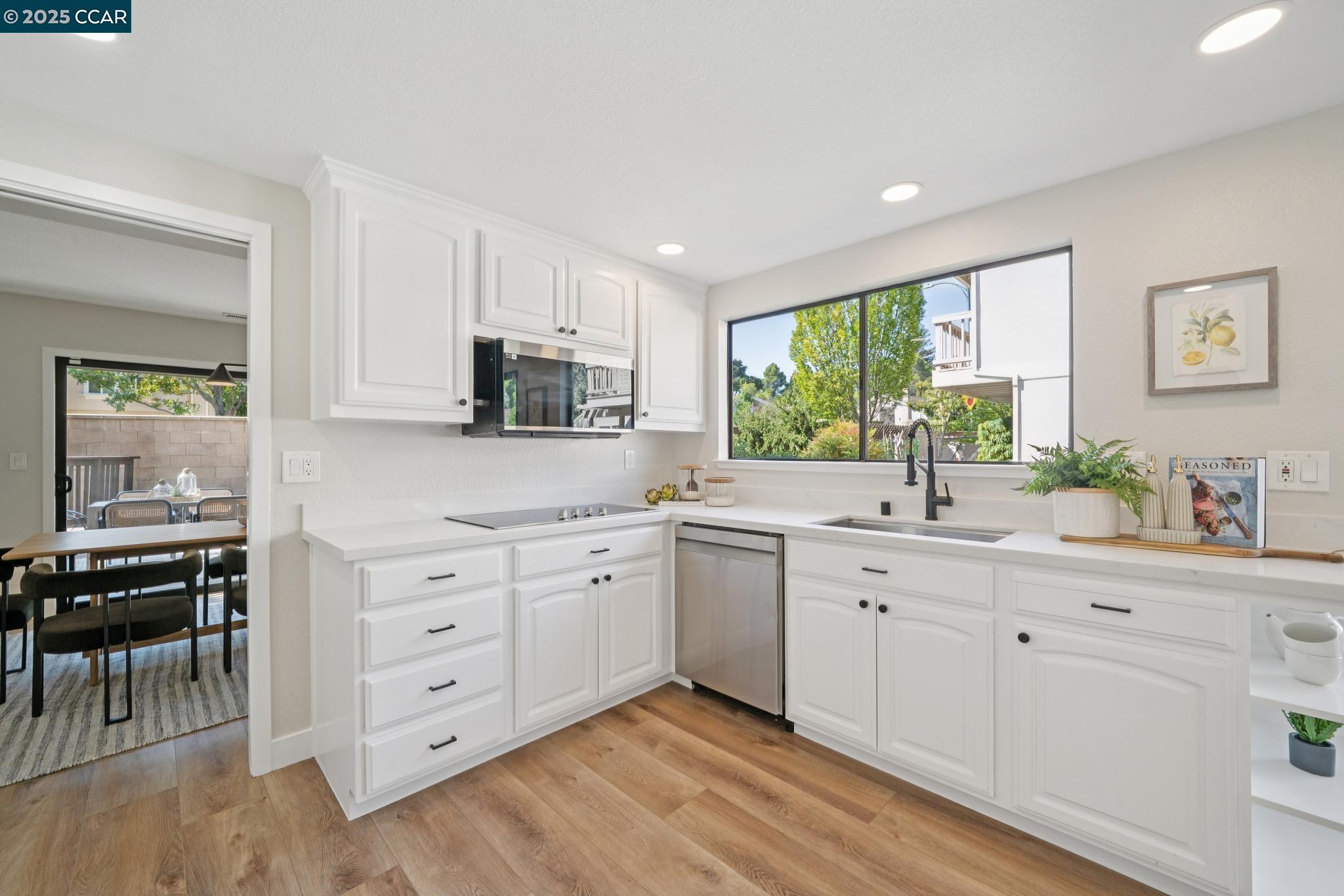 Photo #15: 41109881 Listing: Photo #15