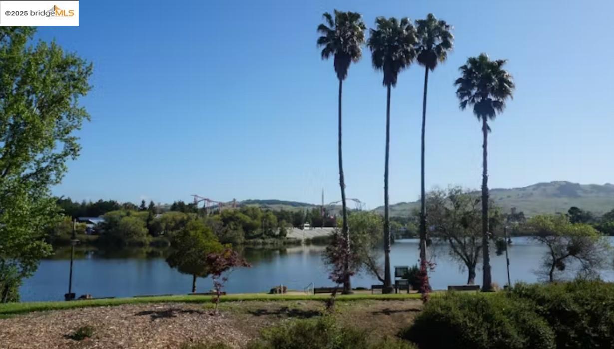 Detail Gallery Image 25 of 27 For 1457 N Camino Alto #214,  Vallejo,  CA 94589 - 1 Beds | 1 Baths