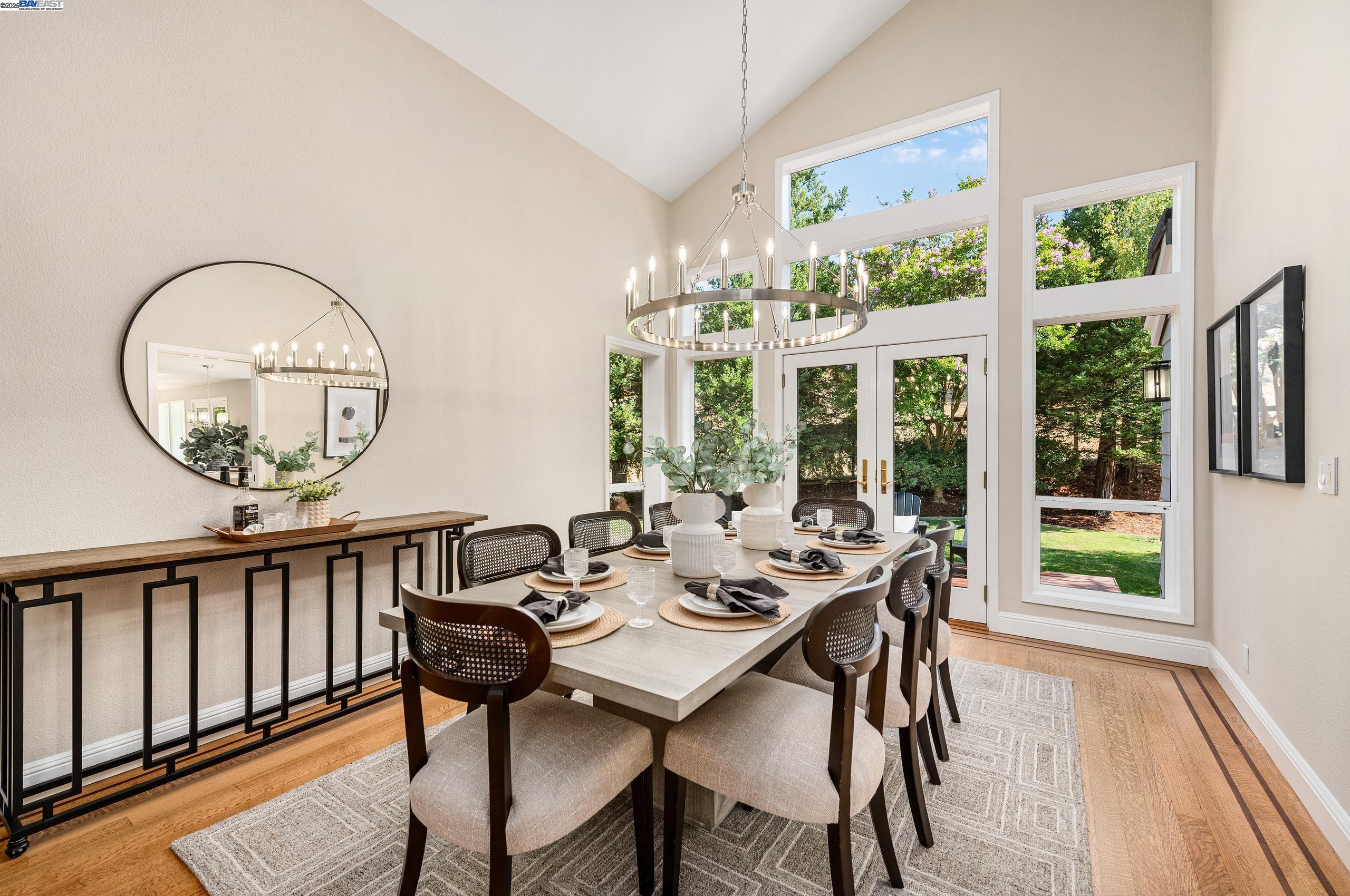 Detail Gallery Image 14 of 60 For 1398 Benedict Ct, Pleasanton,  CA 94566 - 6 Beds | 5/1 Baths