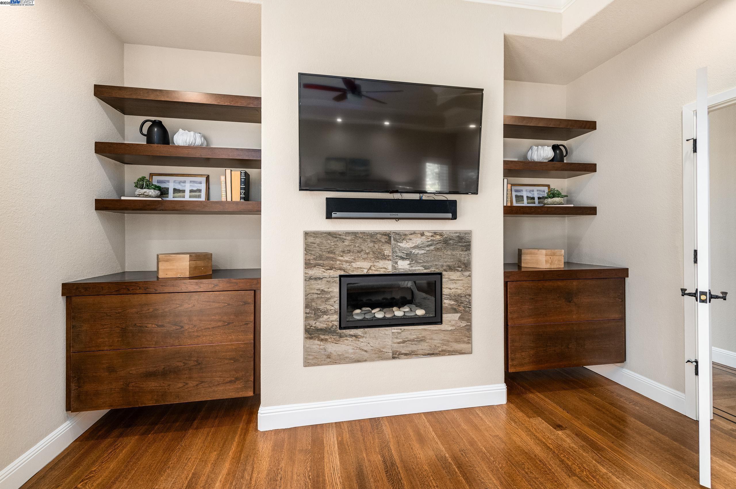 Detail Gallery Image 21 of 60 For 1398 Benedict Ct, Pleasanton,  CA 94566 - 6 Beds | 5/1 Baths