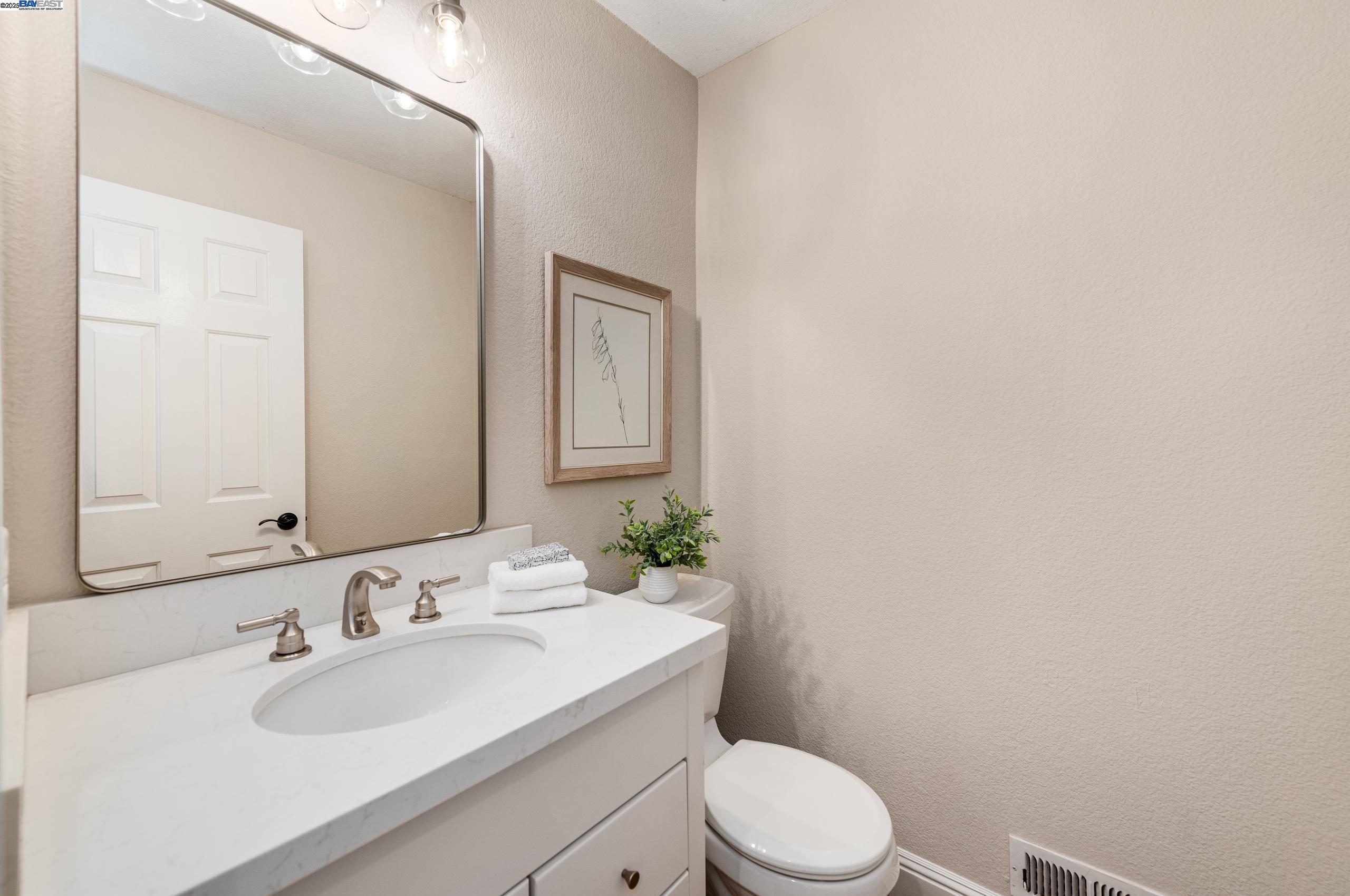 Detail Gallery Image 39 of 60 For 1398 Benedict Ct, Pleasanton,  CA 94566 - 6 Beds | 5/1 Baths