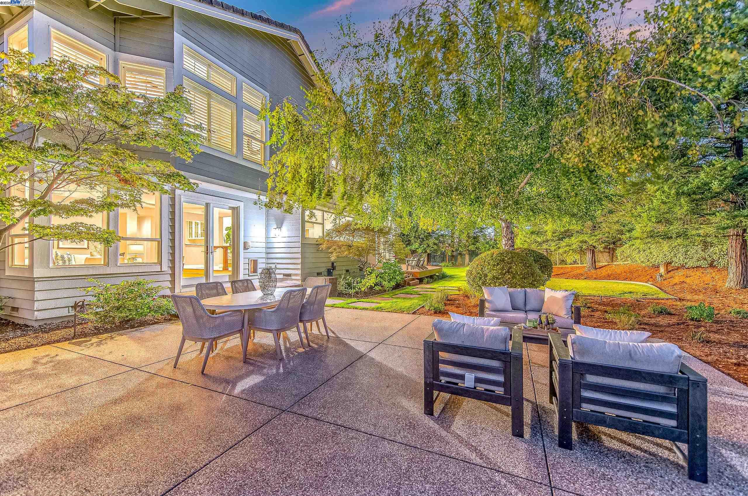 Detail Gallery Image 5 of 60 For 1398 Benedict Ct, Pleasanton,  CA 94566 - 6 Beds | 5/1 Baths