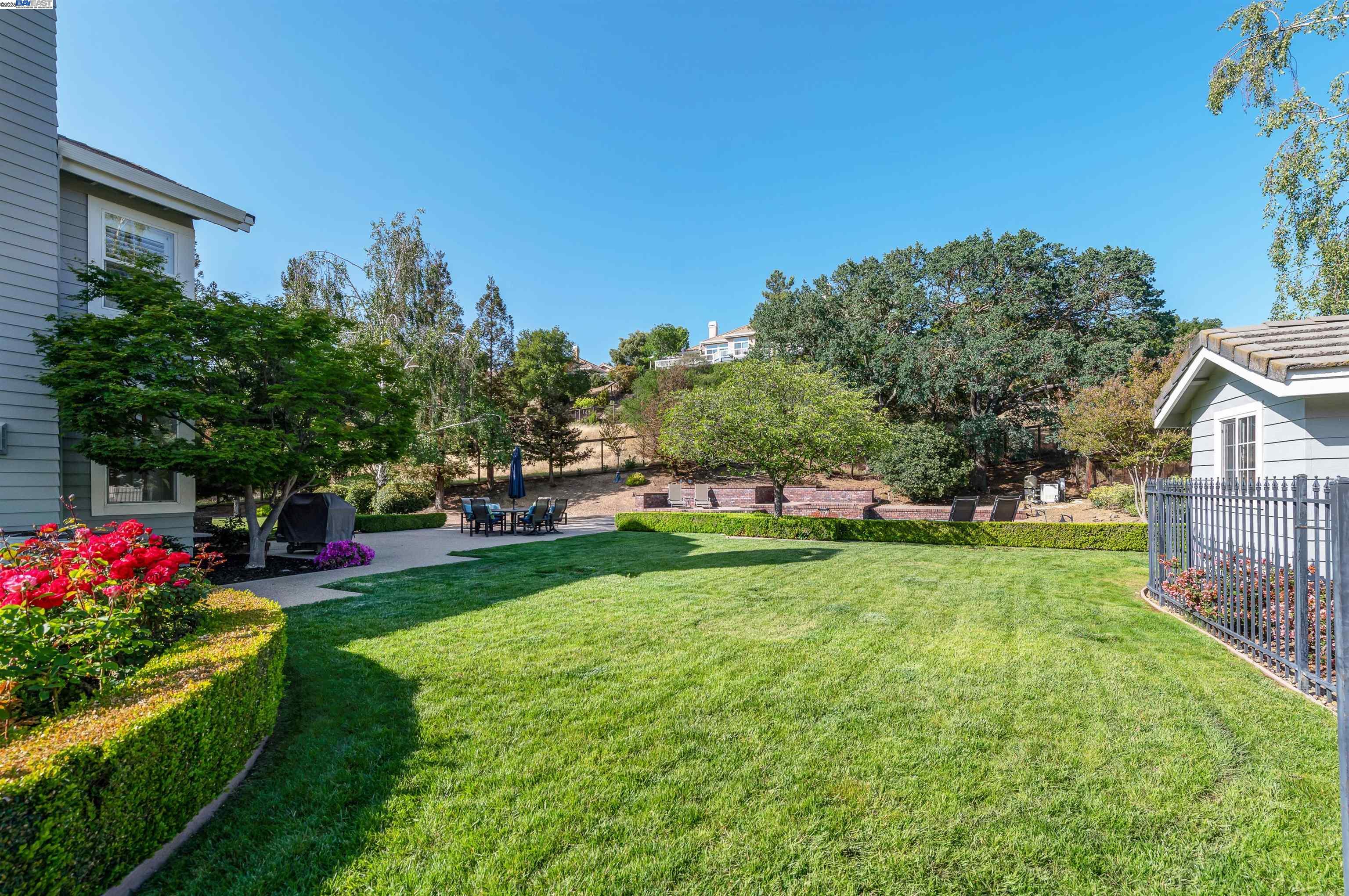 Detail Gallery Image 51 of 60 For 1398 Benedict Ct, Pleasanton,  CA 94566 - 6 Beds | 5/1 Baths