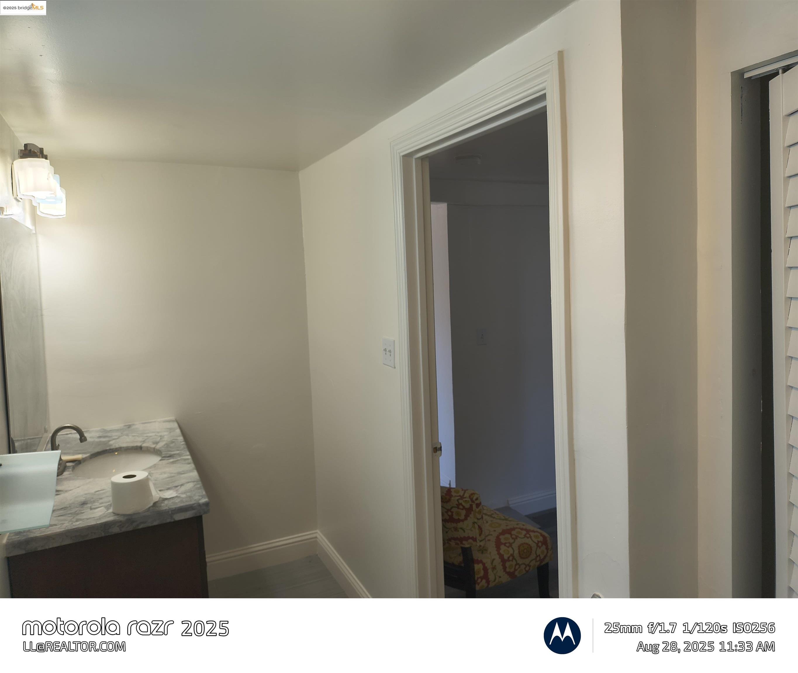 Detail Gallery Image 11 of 39 For 2820 Linden St, Oakland,  CA 94601 - 1 Beds | 1 Baths