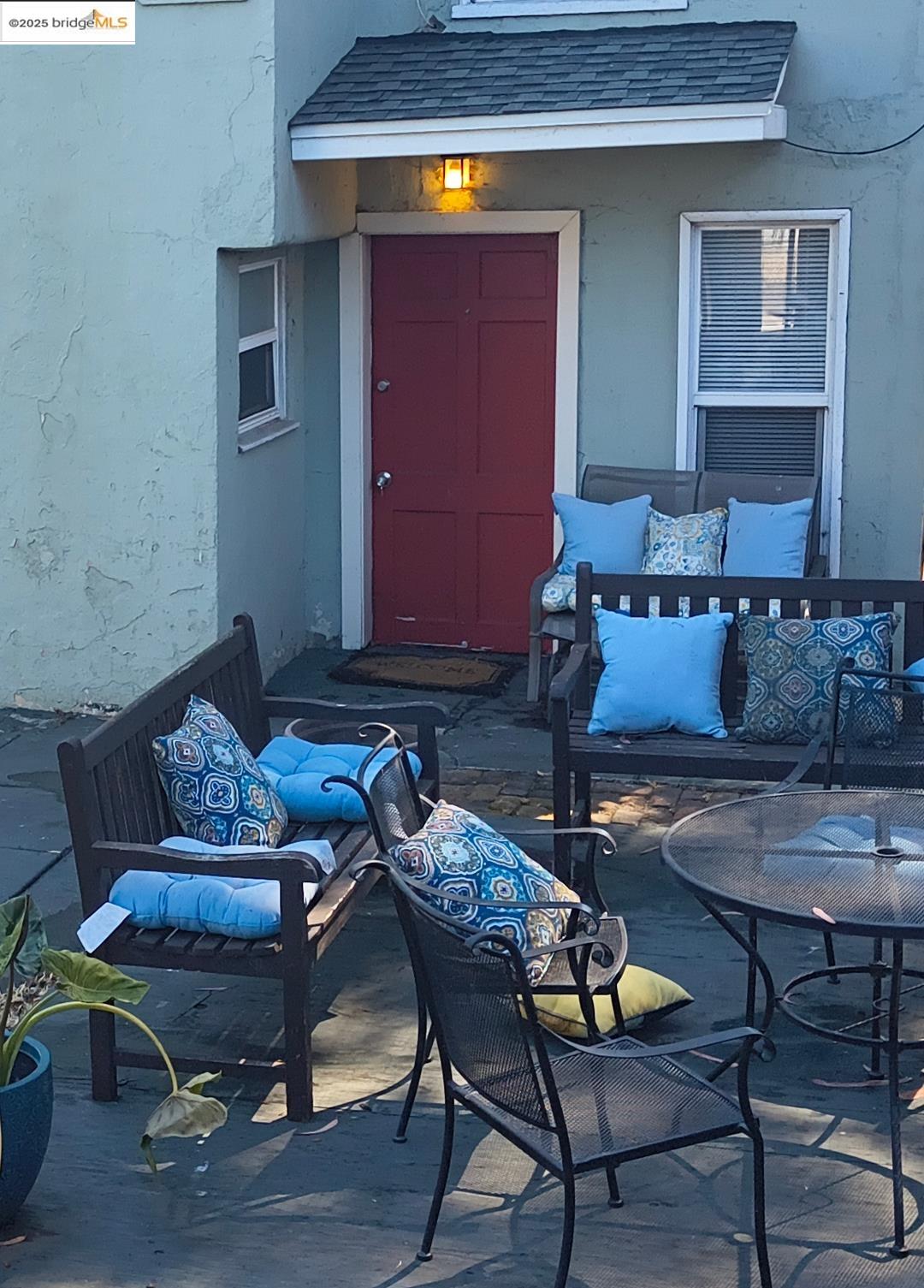 Detail Gallery Image 17 of 39 For 2820 Linden St, Oakland,  CA 94601 - 1 Beds | 1 Baths