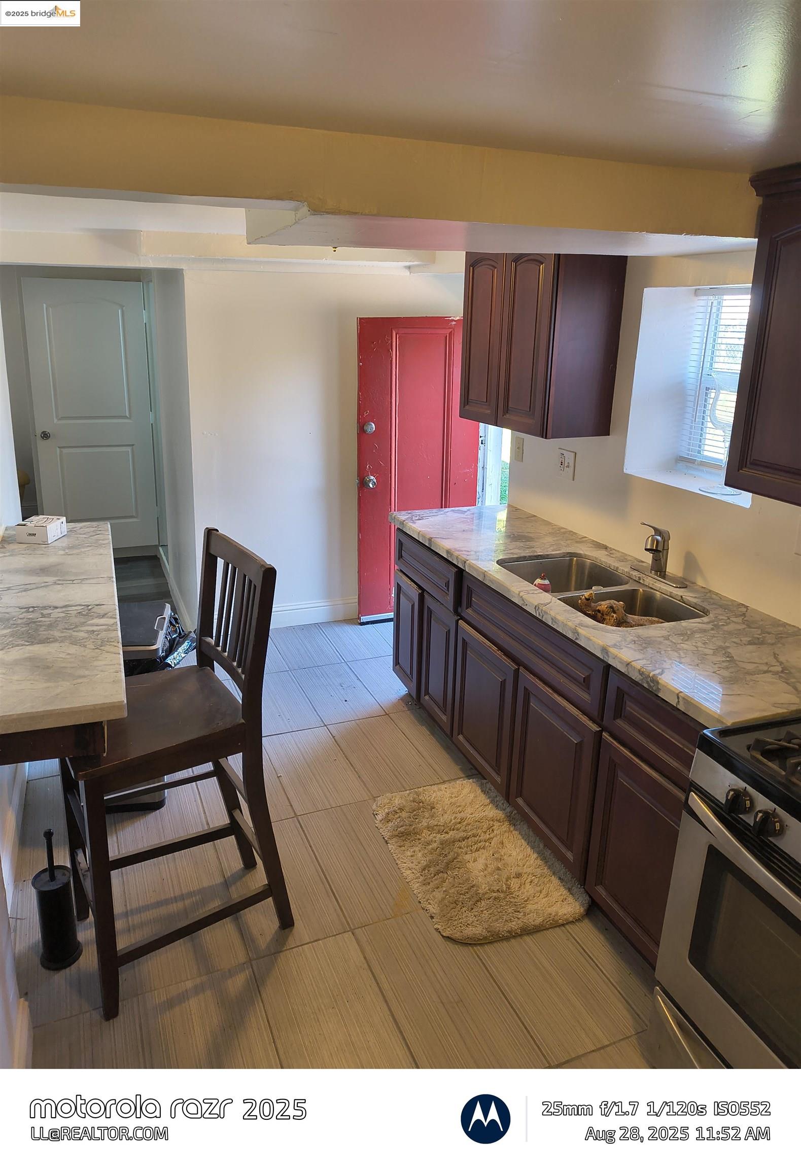 Detail Gallery Image 27 of 39 For 2820 Linden St, Oakland,  CA 94601 - 1 Beds | 1 Baths