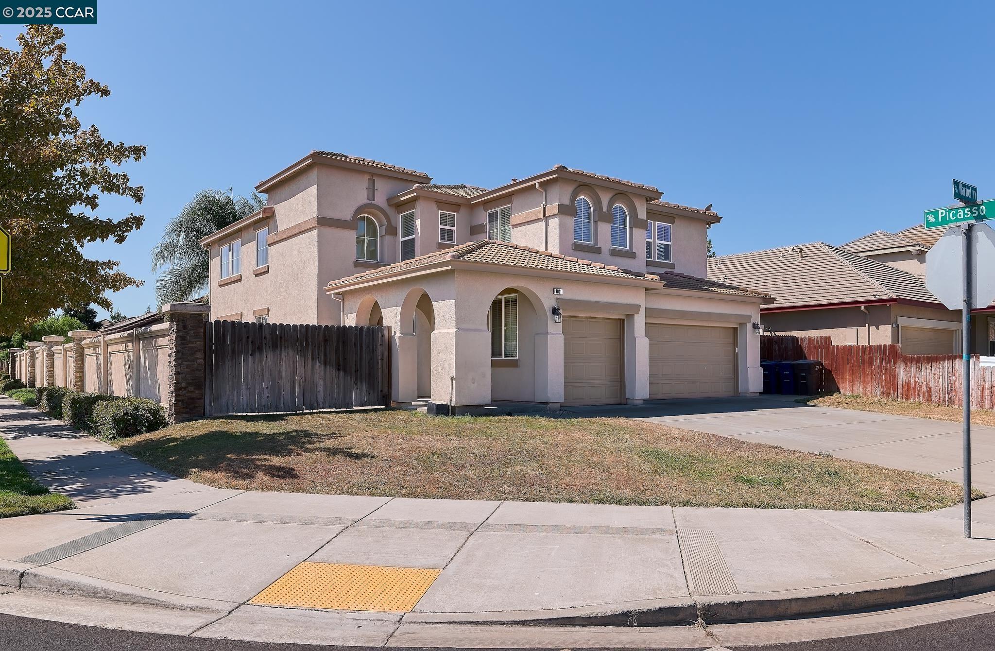 Front Image Thumbnail for CC41109892