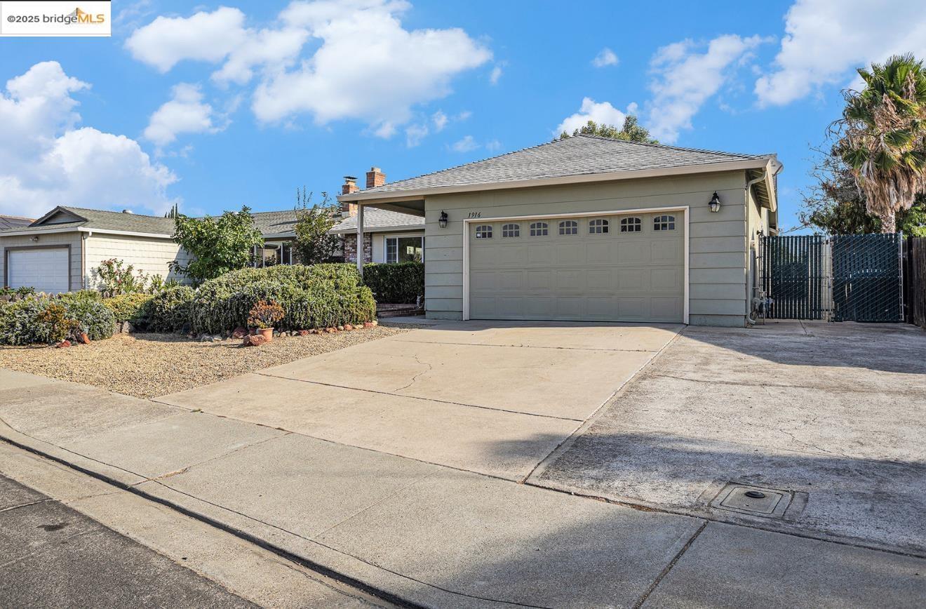 Detail Gallery Image 26 of 27 For 1916 Gamay Dr, Oakley,  CA 94561 - 3 Beds | 2 Baths