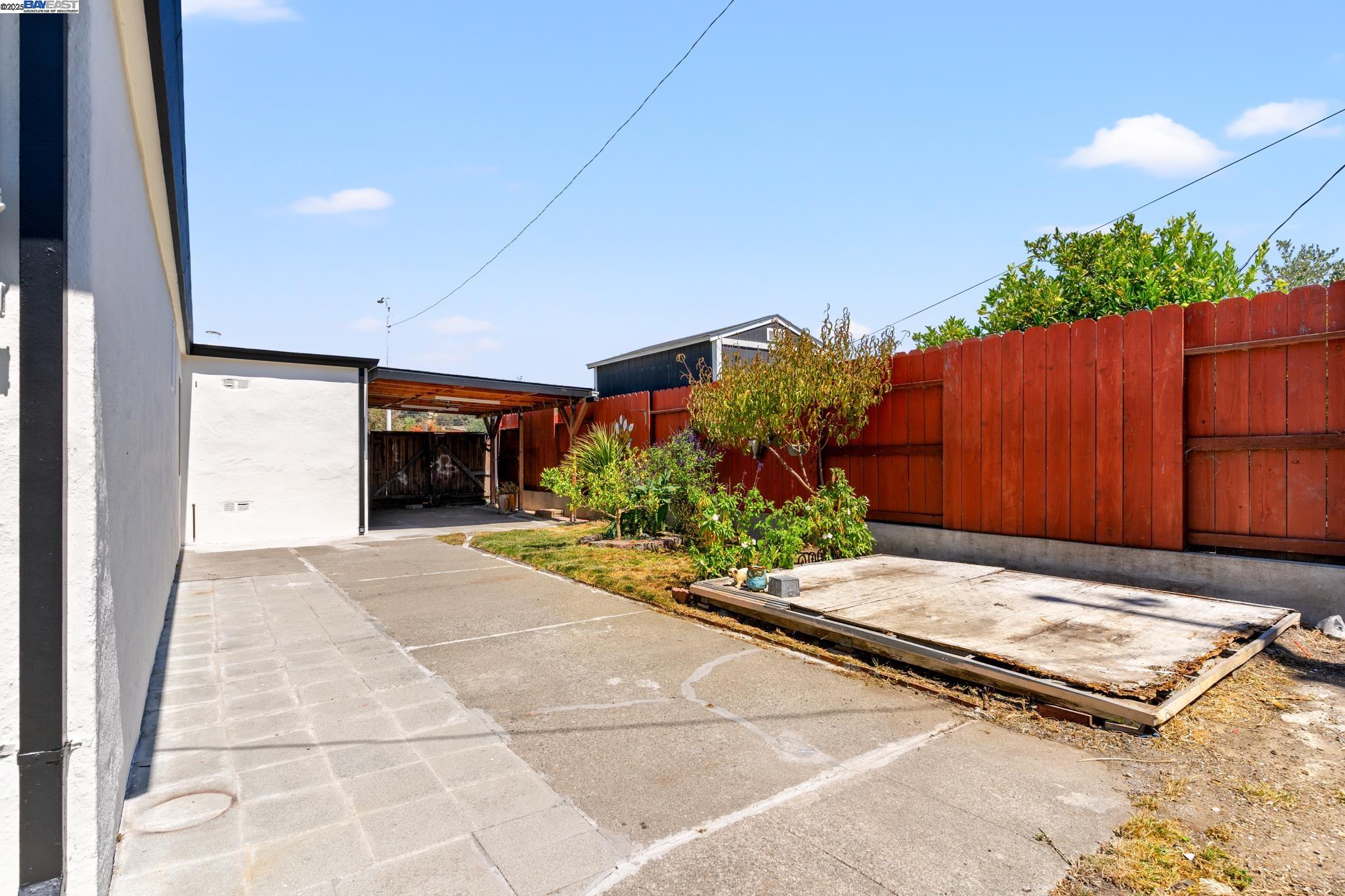 Detail Gallery Image 31 of 34 For 3122 Groom Dr, Richmond,  CA 94806 - 4 Beds | 2 Baths