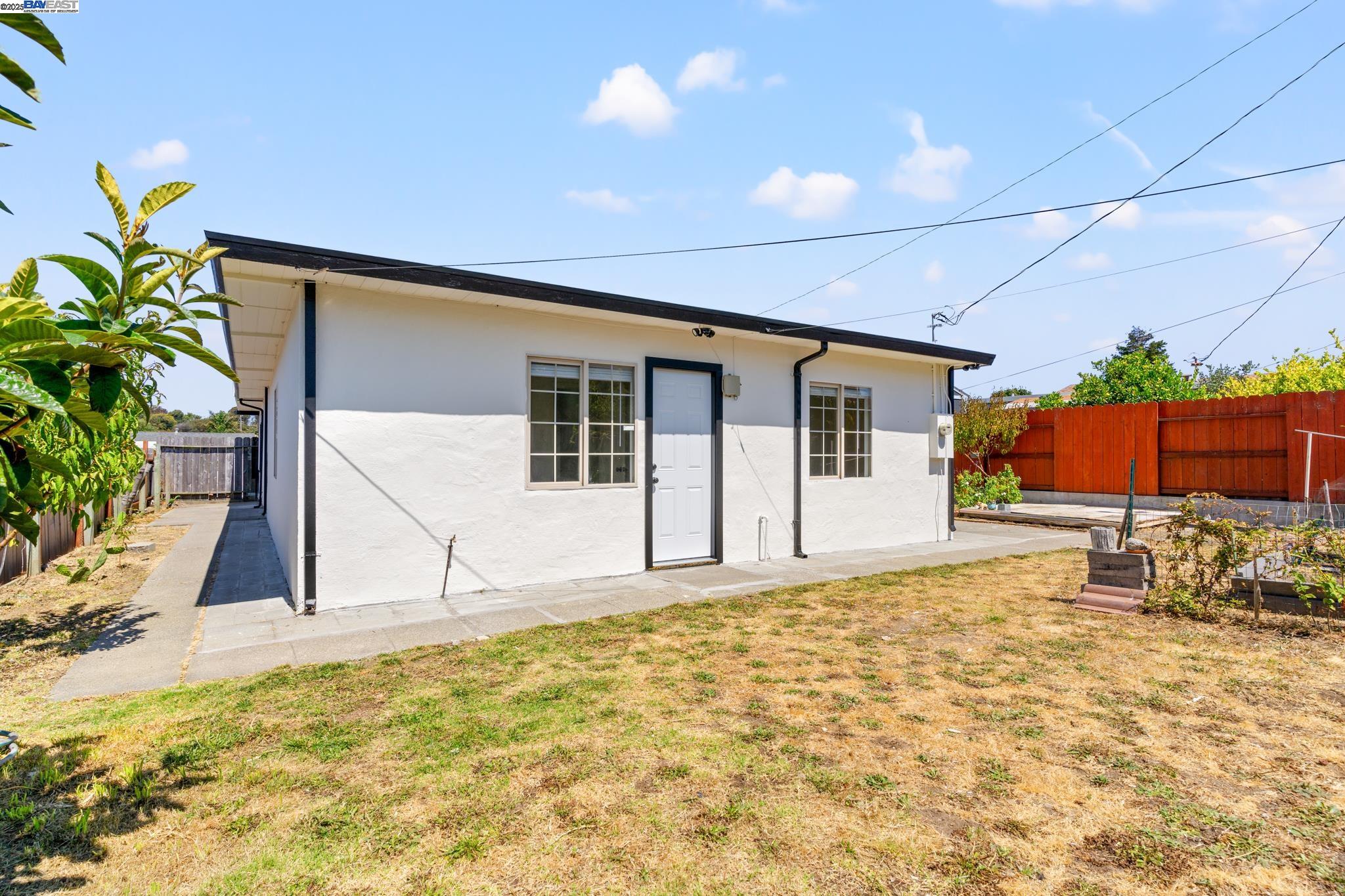 Detail Gallery Image 33 of 34 For 3122 Groom Dr, Richmond,  CA 94806 - 4 Beds | 2 Baths