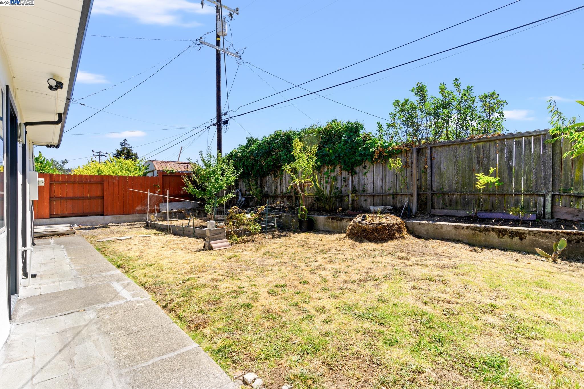 Detail Gallery Image 34 of 34 For 3122 Groom Dr, Richmond,  CA 94806 - 4 Beds | 2 Baths
