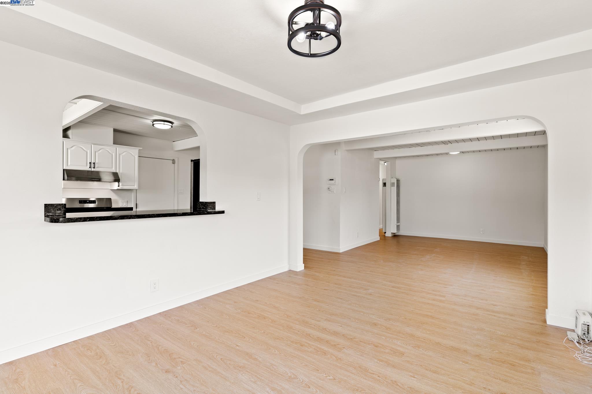 Detail Gallery Image 5 of 34 For 3122 Groom Dr, Richmond,  CA 94806 - 4 Beds | 2 Baths