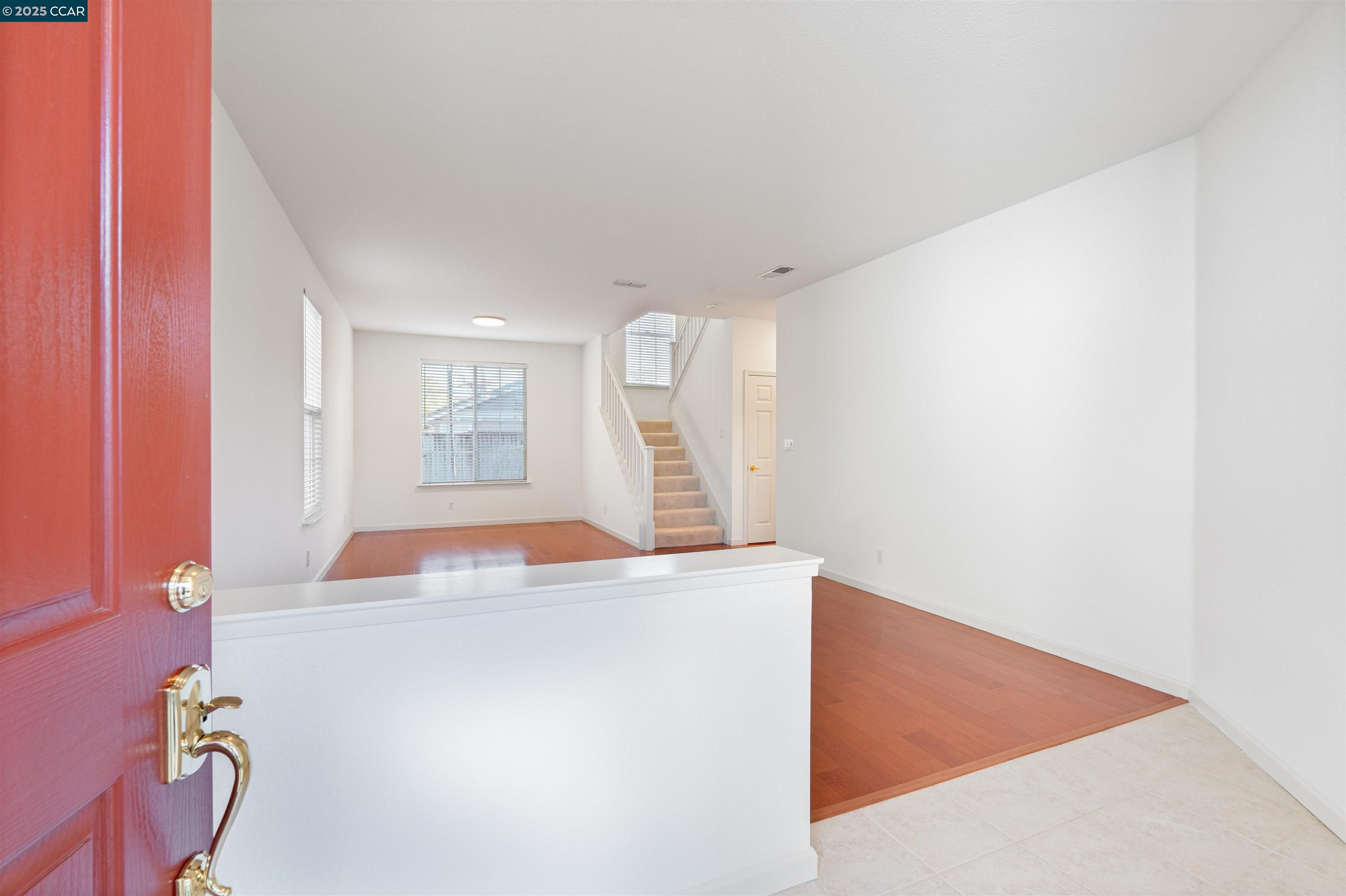 Detail Gallery Image 2 of 28 For 42 Lily Ct, Danville,  CA 94506 - 4 Beds | 2/1 Baths