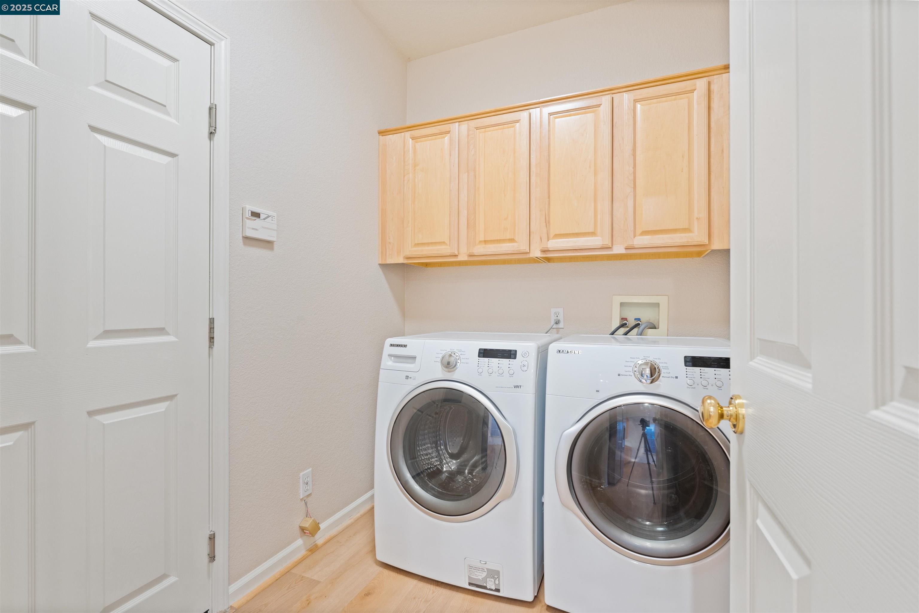 Detail Gallery Image 11 of 28 For 42 Lily Ct, Danville,  CA 94506 - 4 Beds | 2/1 Baths
