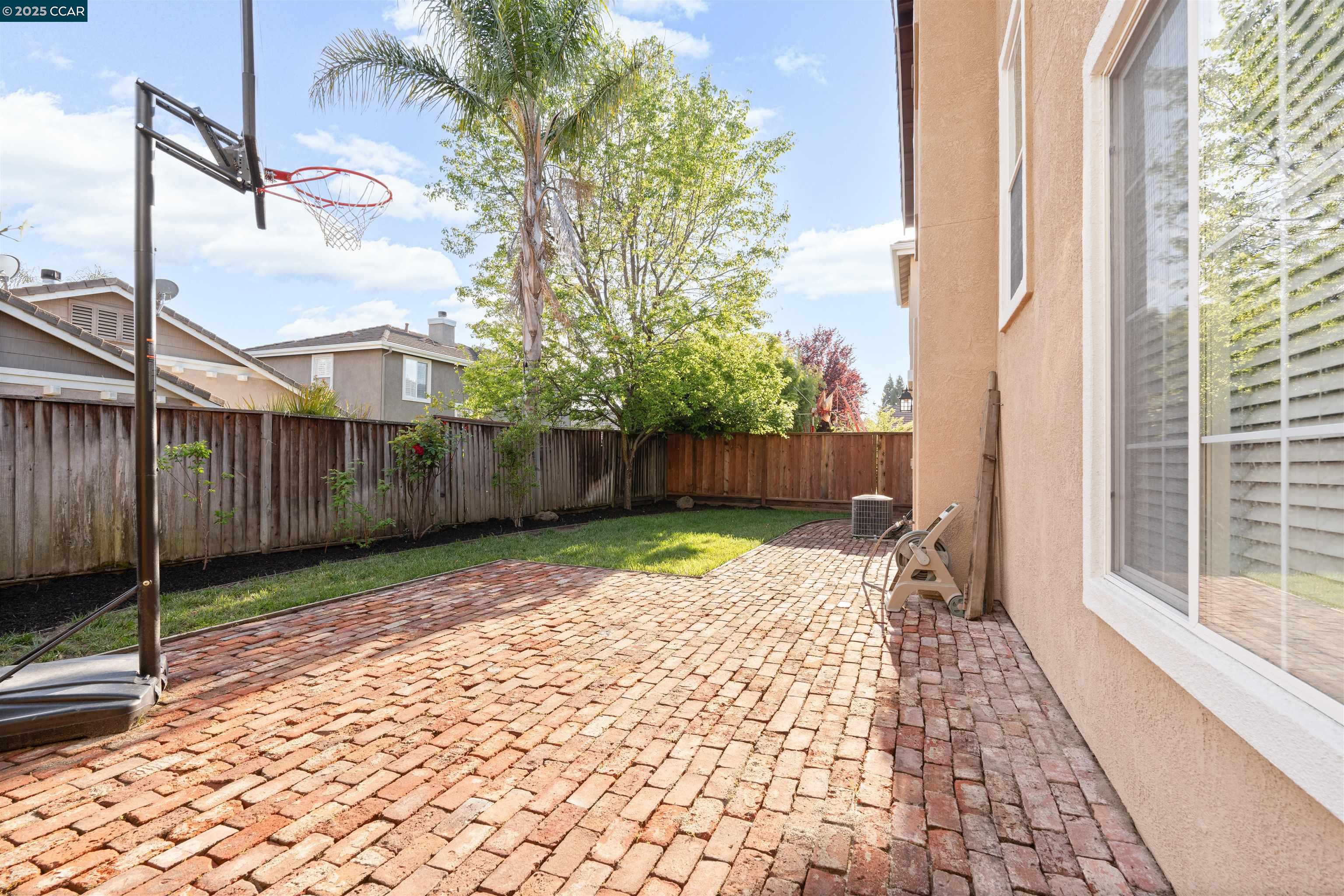 Detail Gallery Image 27 of 28 For 42 Lily Ct, Danville,  CA 94506 - 4 Beds | 2/1 Baths