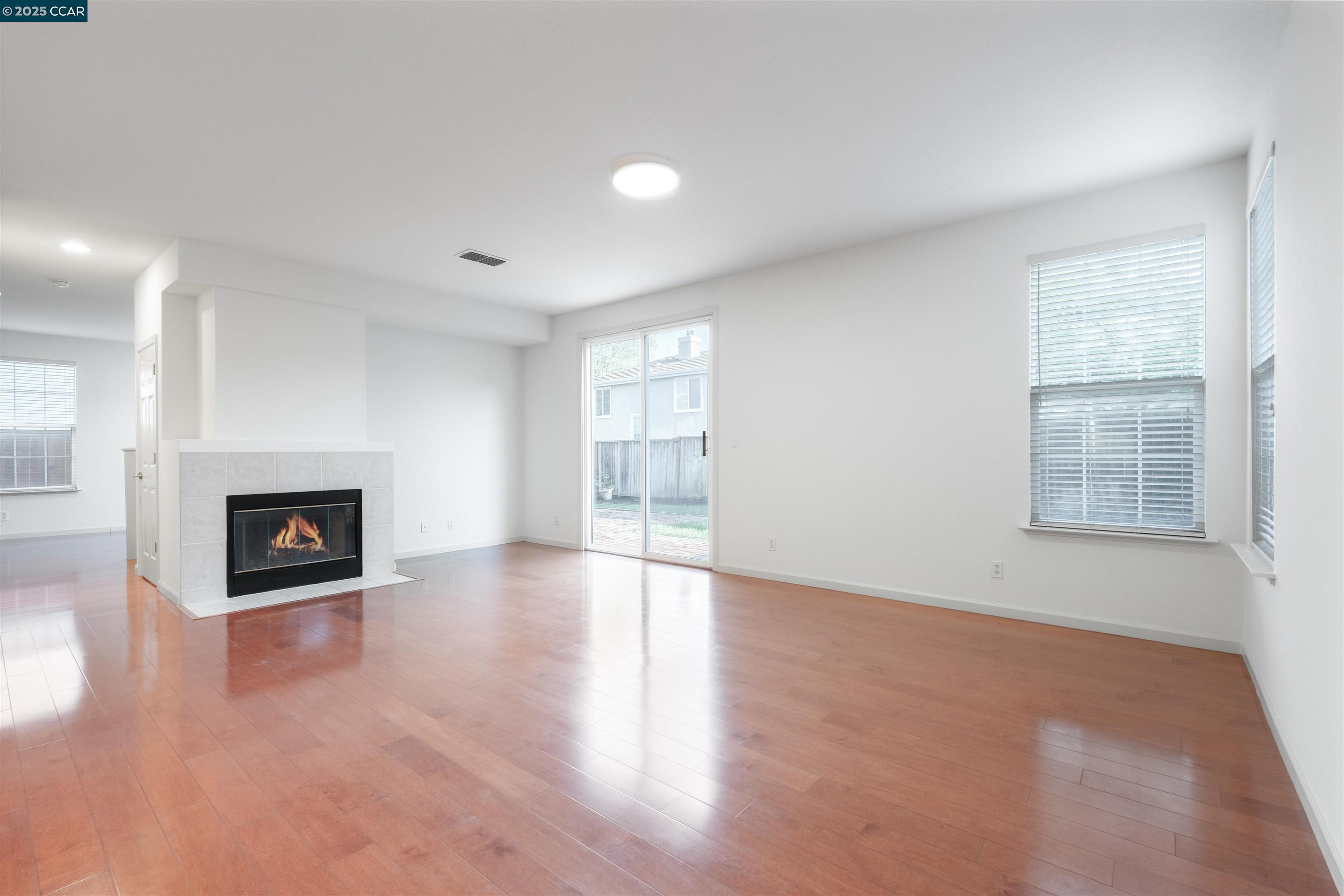 Detail Gallery Image 6 of 28 For 42 Lily Ct, Danville,  CA 94506 - 4 Beds | 2/1 Baths