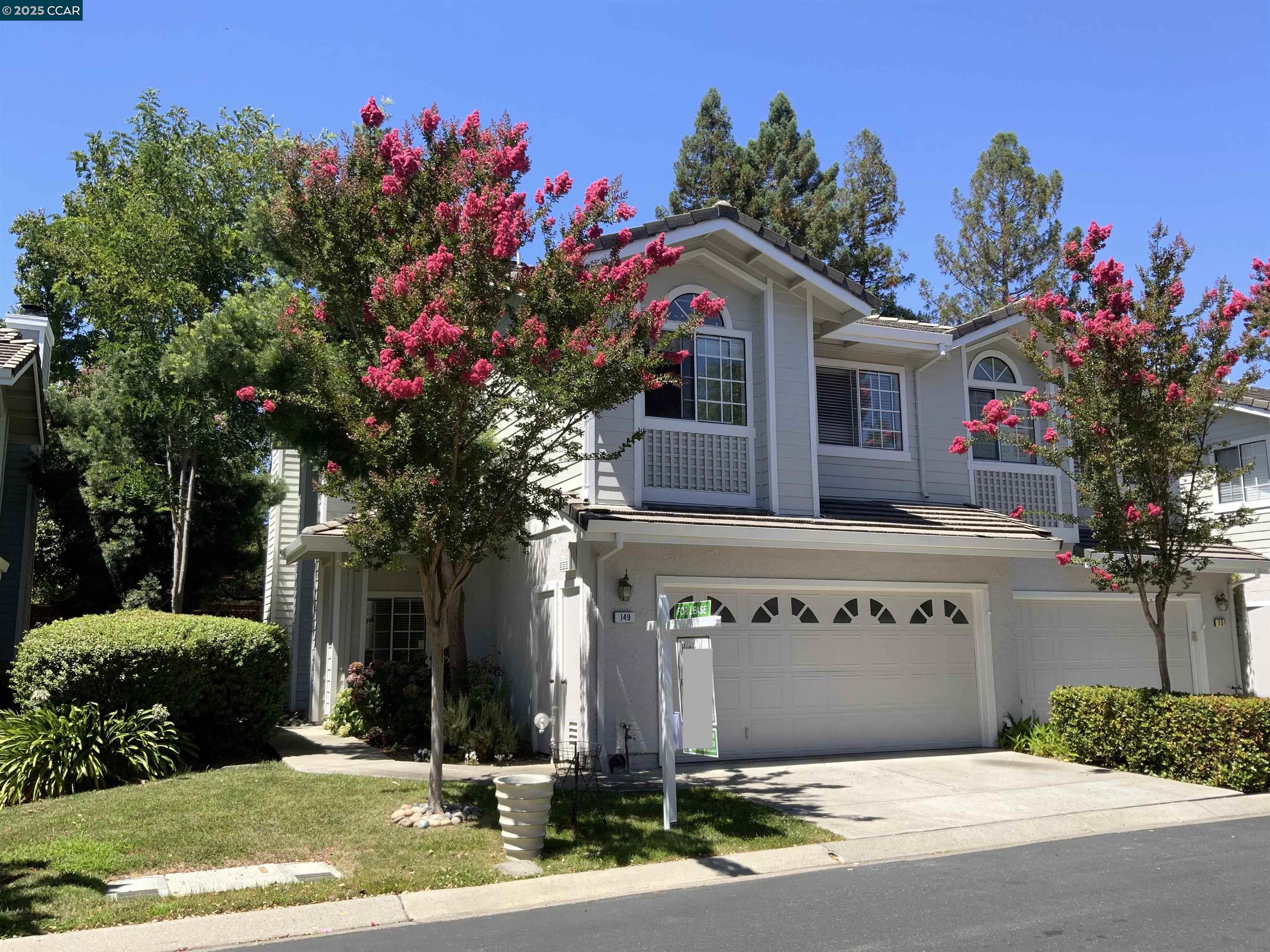 Detail Gallery Image 1 of 23 For 149 Heritage Park Dr, Danville,  CA 94506 - 3 Beds | 2/1 Baths