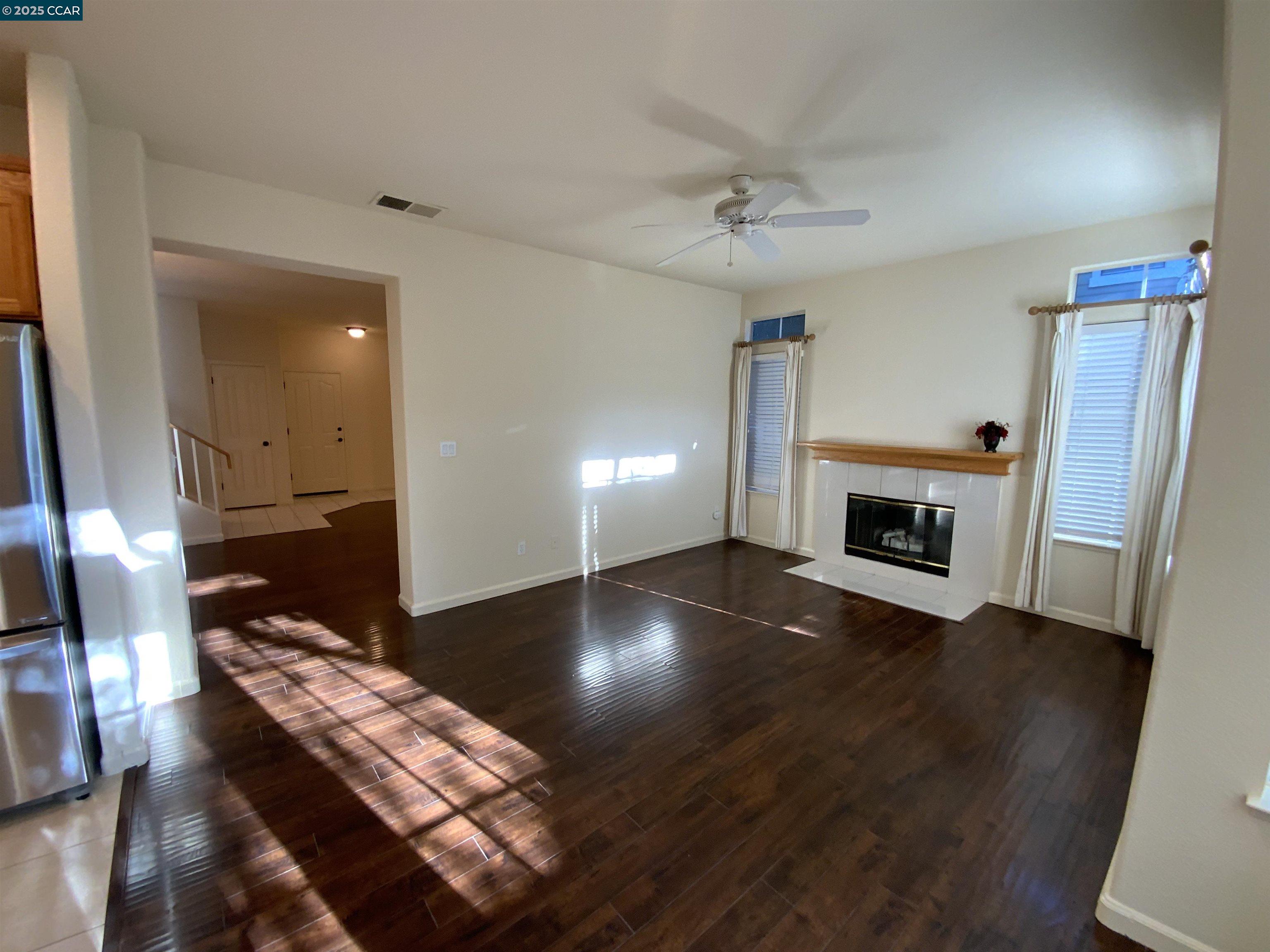 Detail Gallery Image 7 of 23 For 149 Heritage Park Dr, Danville,  CA 94506 - 3 Beds | 2/1 Baths