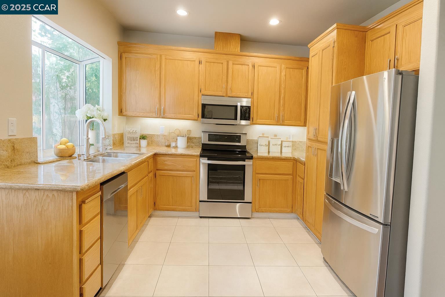 Detail Gallery Image 10 of 31 For 149 Heritage Park Dr, Danville,  CA 94506 - 3 Beds | 2/1 Baths