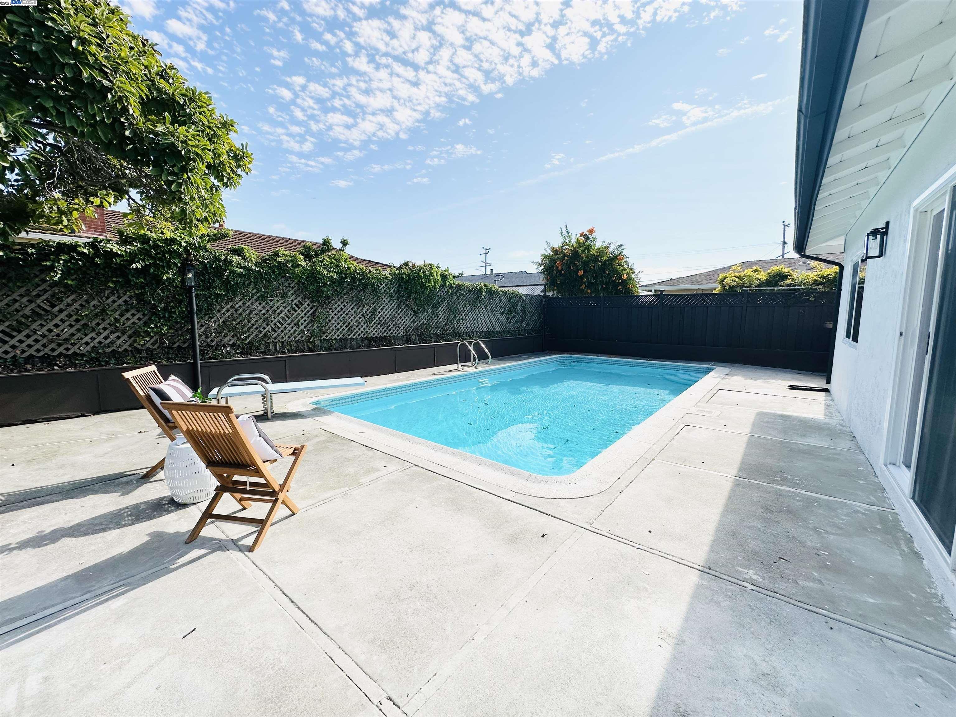 Detail Gallery Image 19 of 24 For 2262 Bermuda Ave, San Leandro,  CA 94577 - 3 Beds | 2 Baths