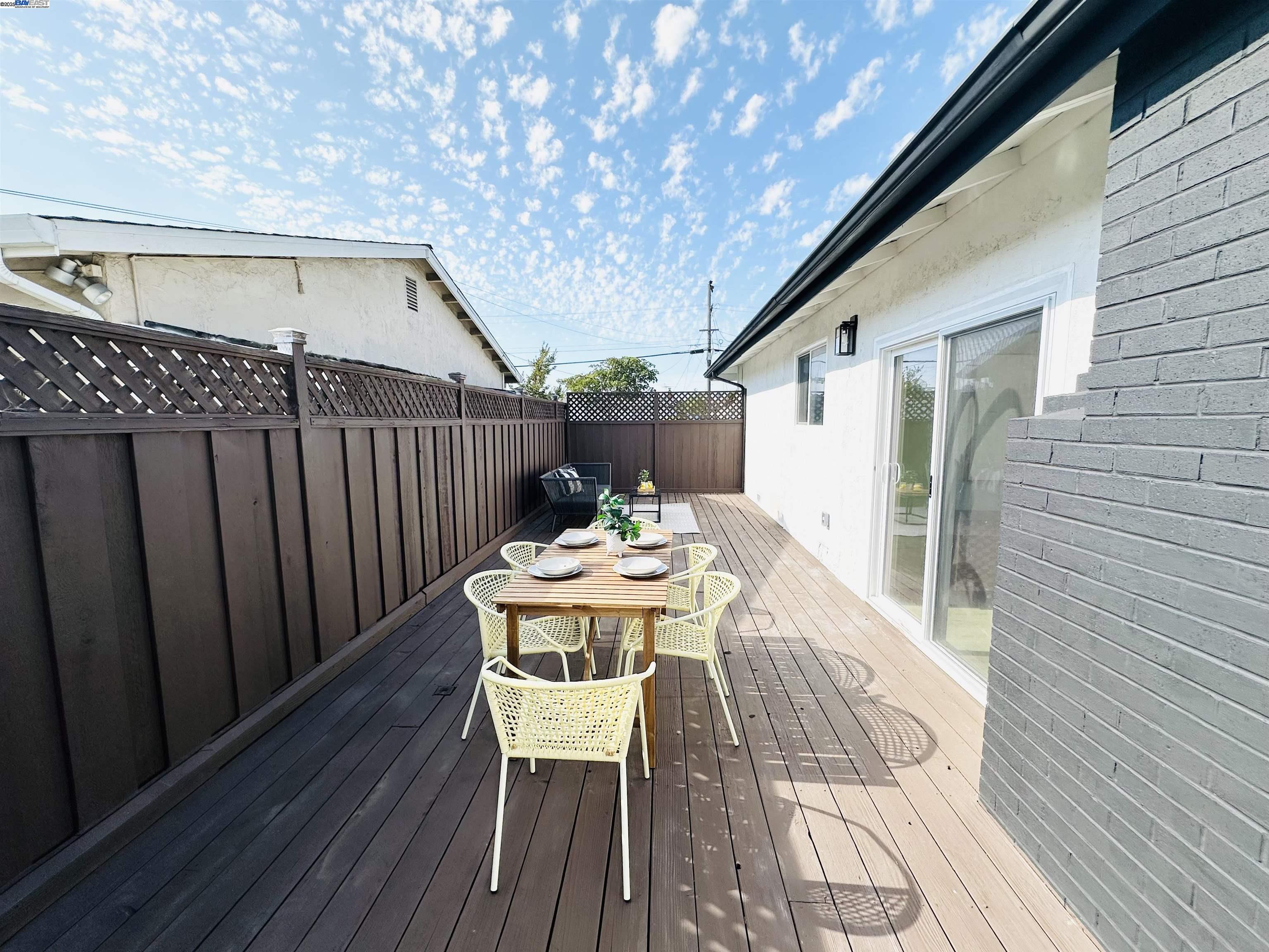 Detail Gallery Image 21 of 24 For 2262 Bermuda Ave, San Leandro,  CA 94577 - 3 Beds | 2 Baths