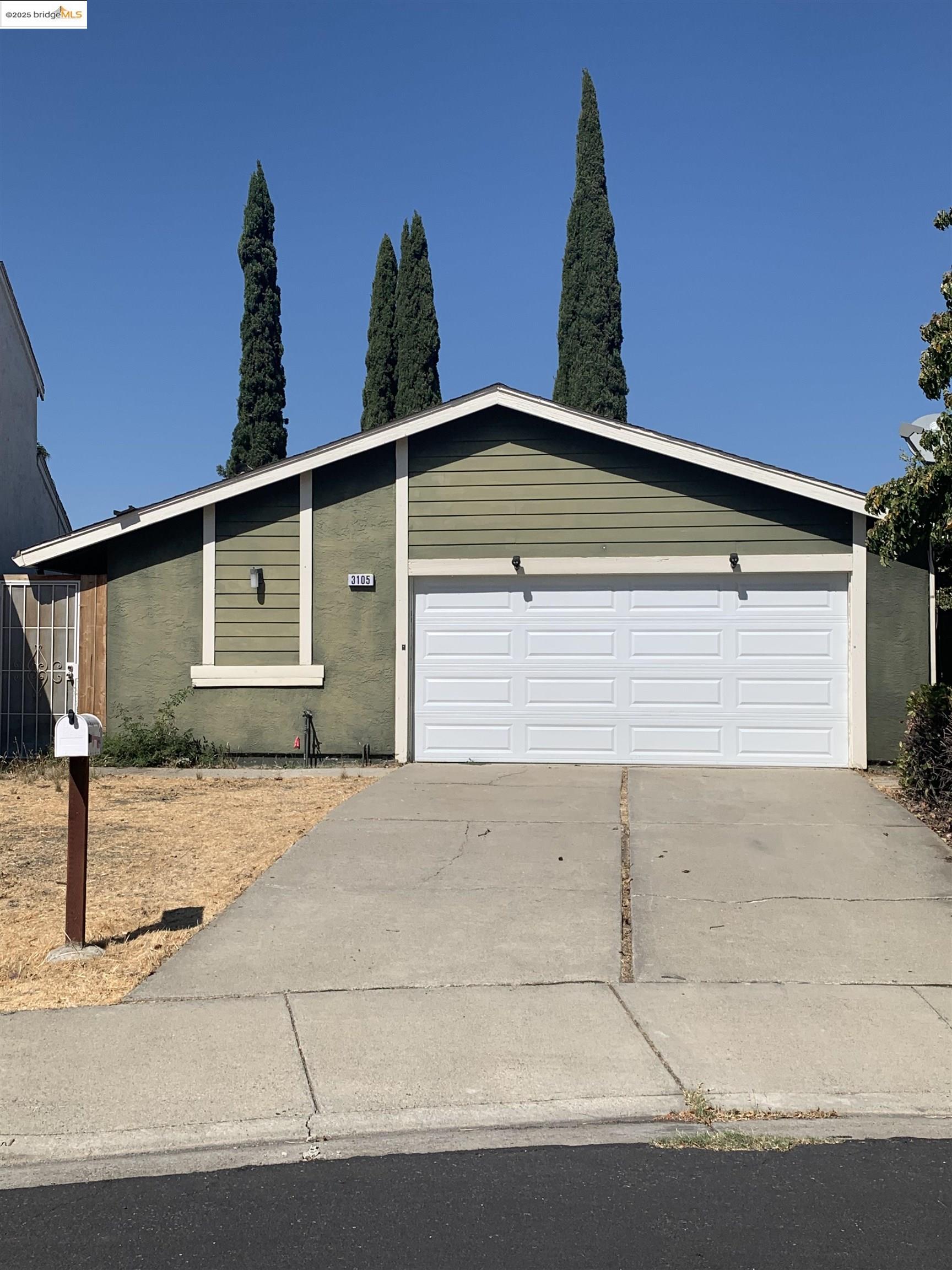 Detail Gallery Image 1 of 18 For Cedar Ct, Antioch,  CA 94509 - 3 Beds | 2 Baths
