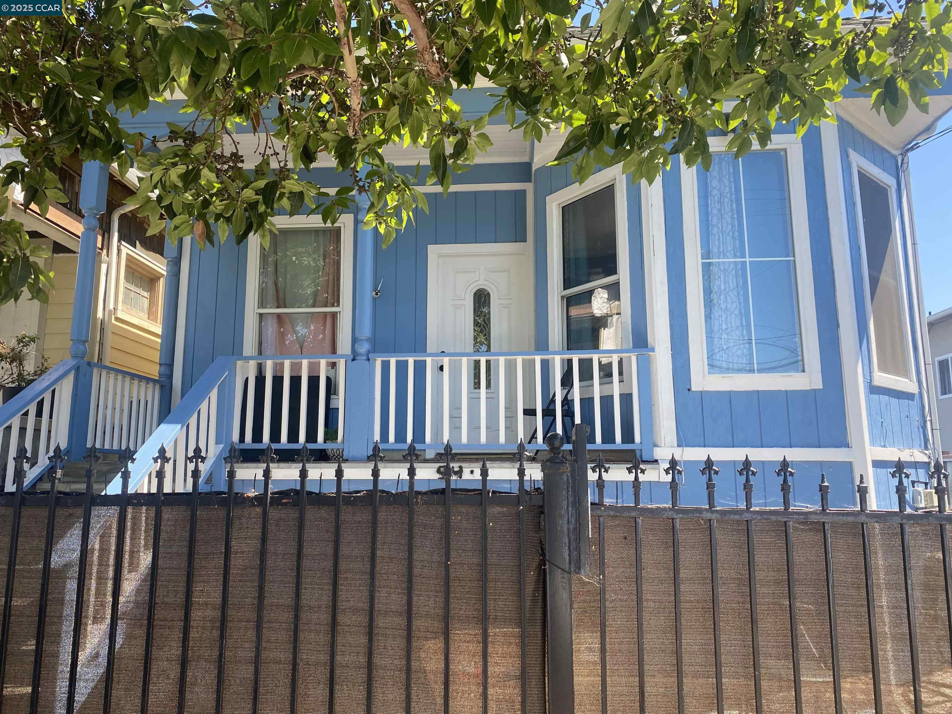 Detail Gallery Image 6 of 11 For 540 3rd St, Richmond,  CA 94801 - 3 Beds | 2 Baths