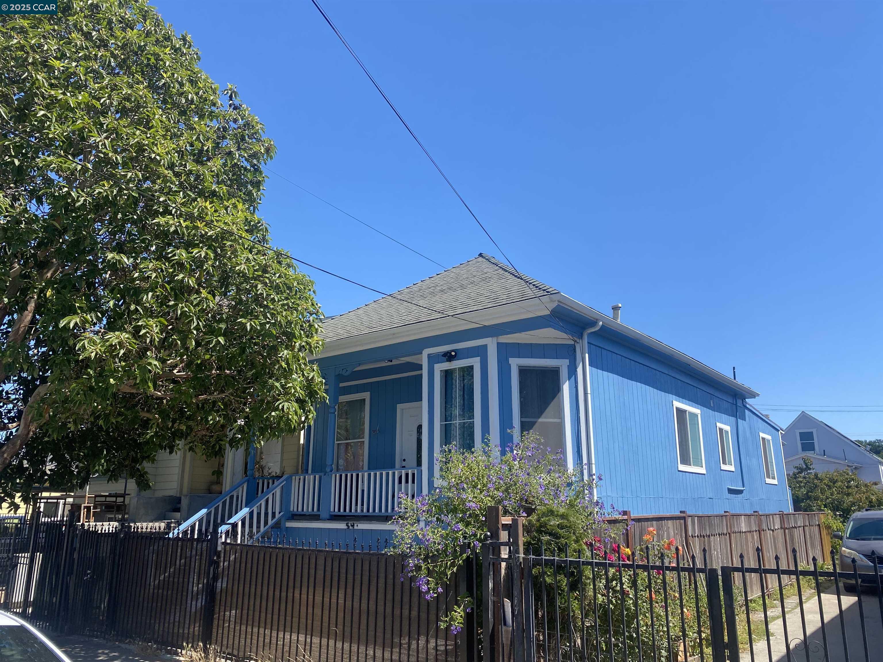 Detail Gallery Image 9 of 11 For 540 3rd St, Richmond,  CA 94801 - 3 Beds | 2 Baths