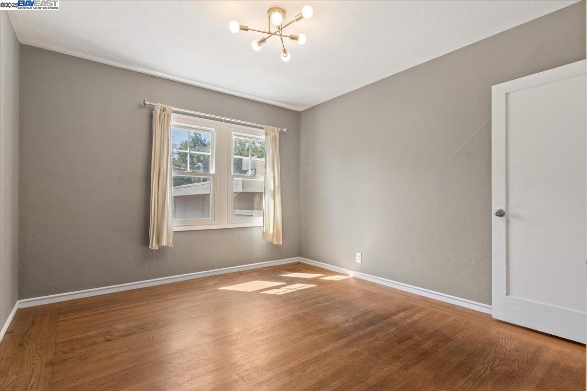 Detail Gallery Image 23 of 33 For 137 Viewmont Ave, Vallejo,  CA 94590 - 2 Beds | 1/1 Baths