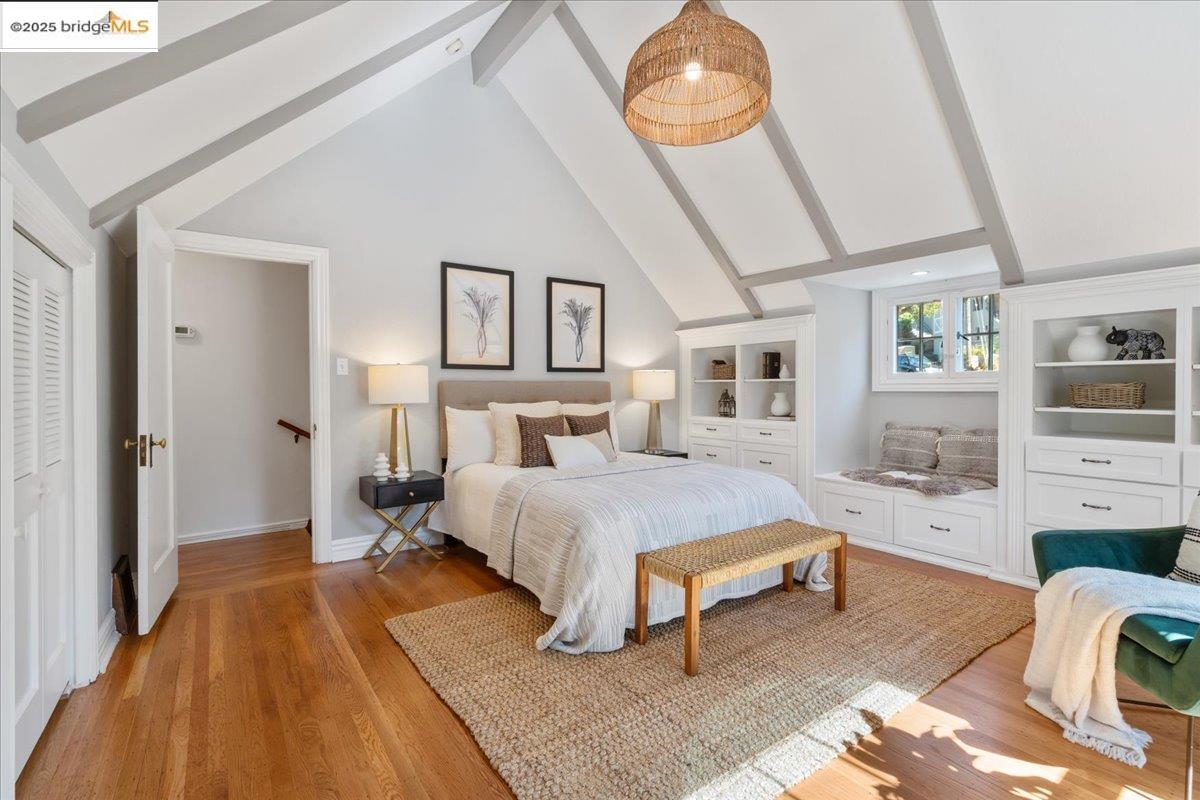Detail Gallery Image 50 of 60 For 4401 Harbord Dr, Oakland,  CA 94618 - 4 Beds | 2/1 Baths