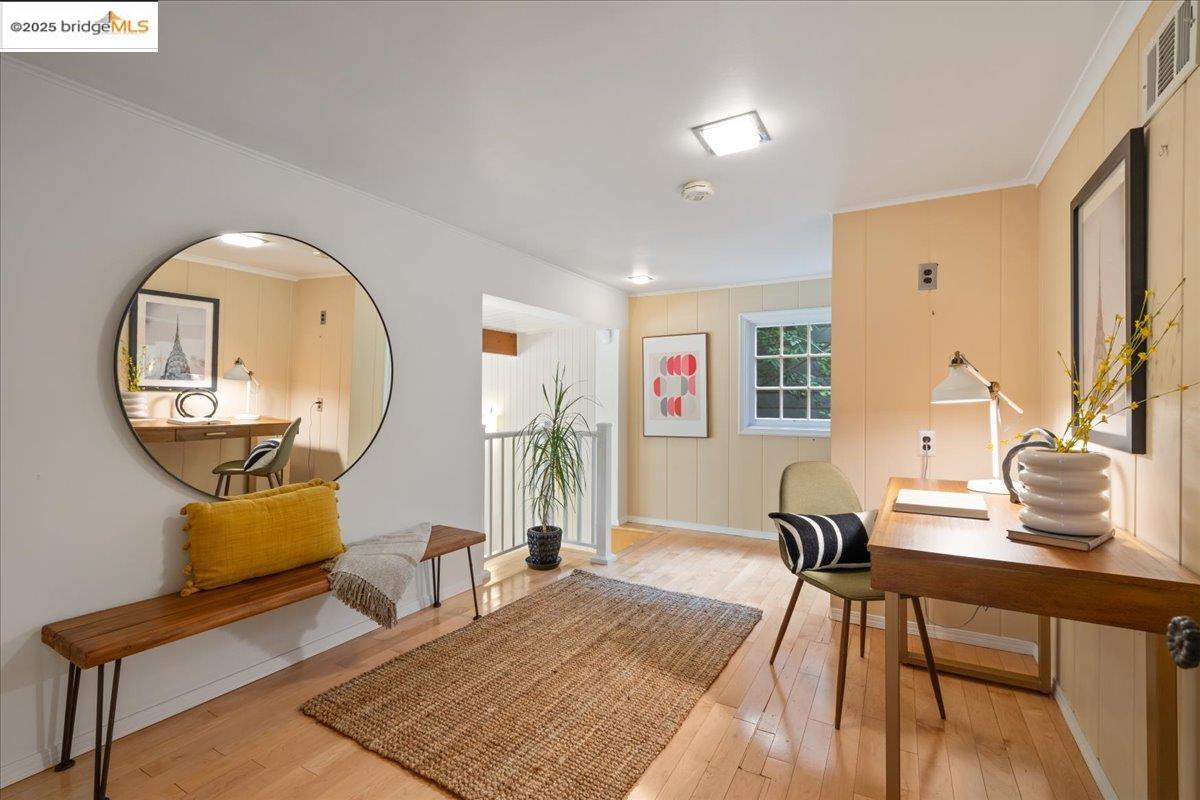 Detail Gallery Image 6 of 60 For 4401 Harbord Dr, Oakland,  CA 94618 - 4 Beds | 2/1 Baths