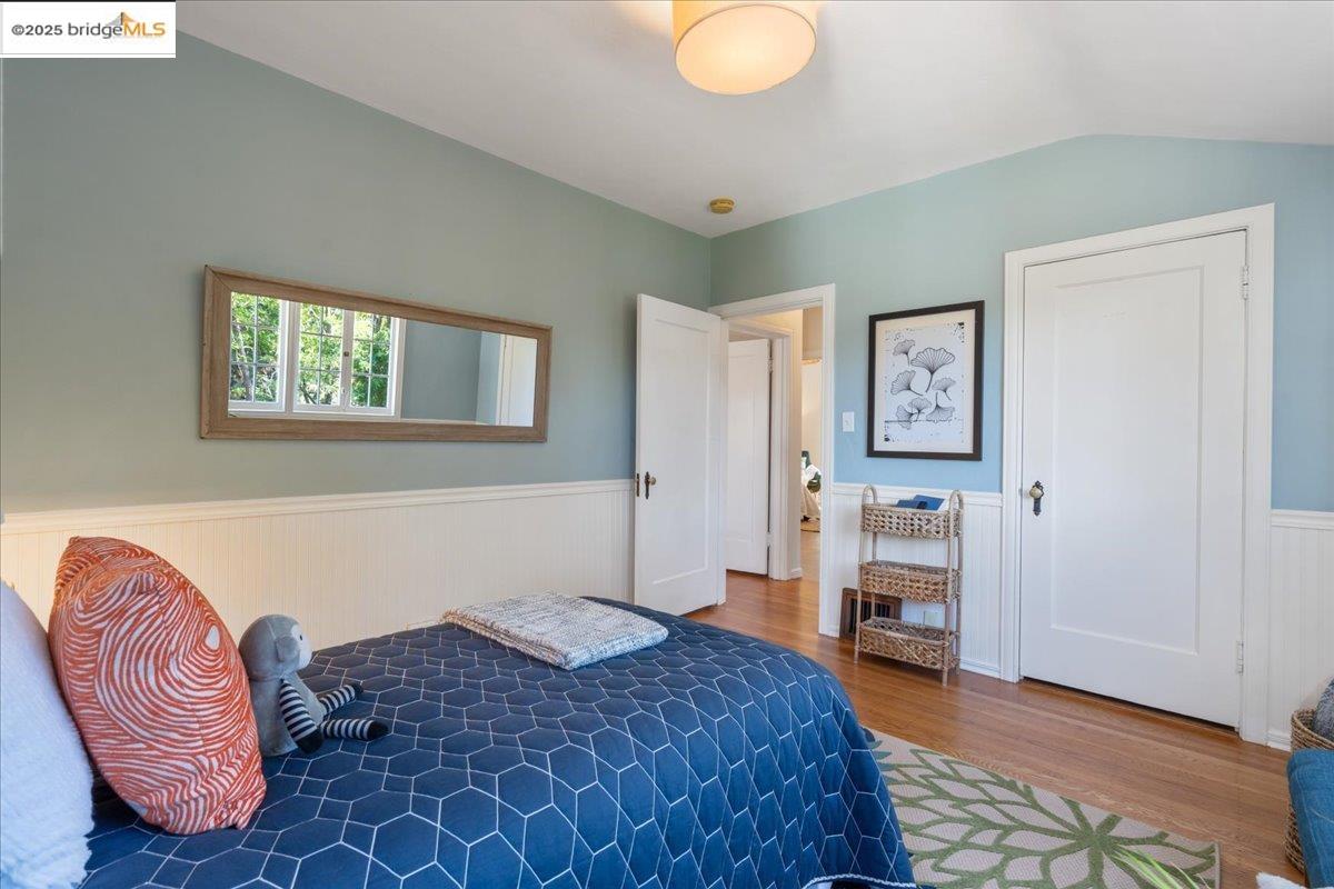 Detail Gallery Image 60 of 60 For 4401 Harbord Dr, Oakland,  CA 94618 - 4 Beds | 2/1 Baths