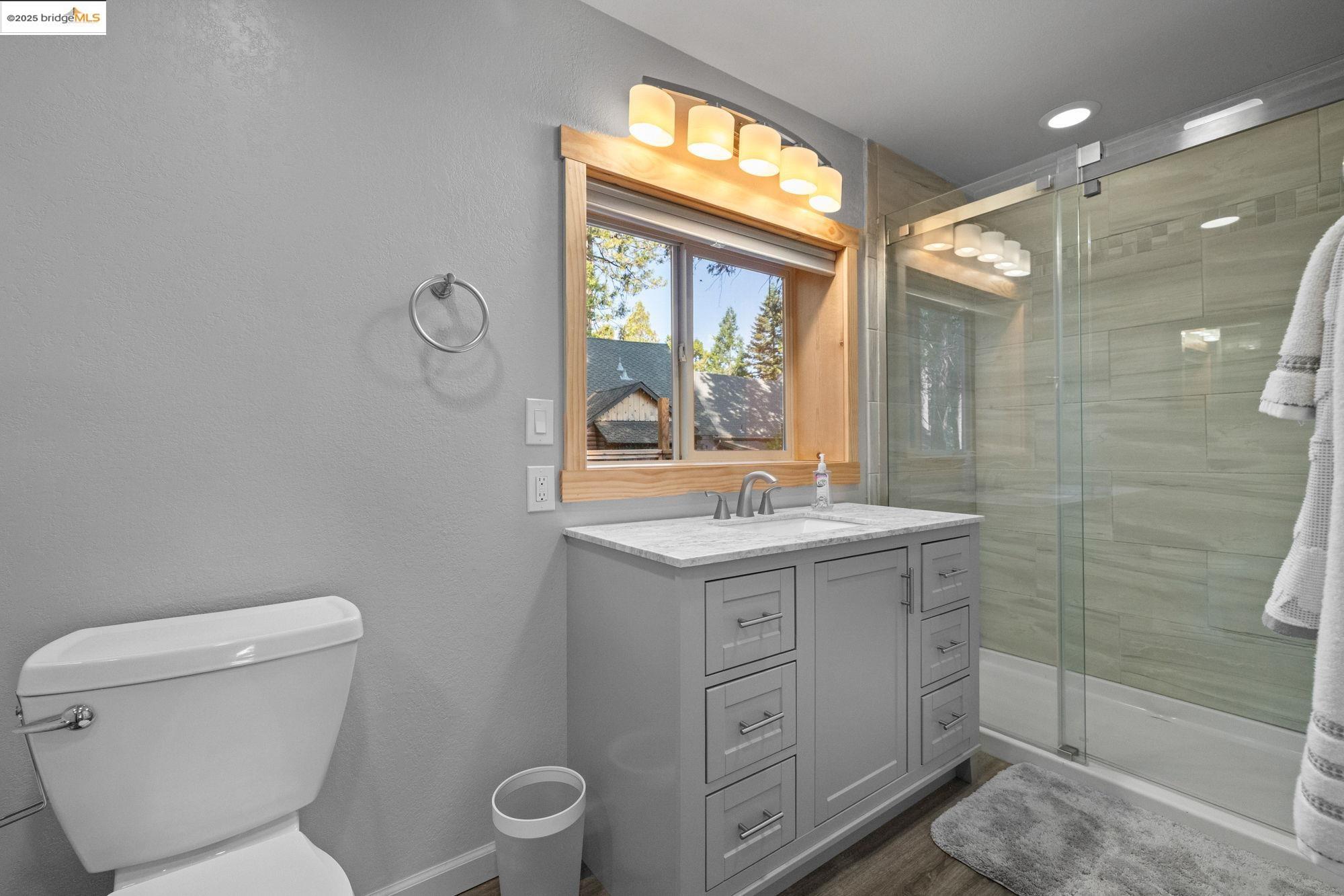 Detail Gallery Image 21 of 37 For 24118 Palapeta Ln, Mi Wuk Village,  CA 95346 - 3 Beds | 2/1 Baths