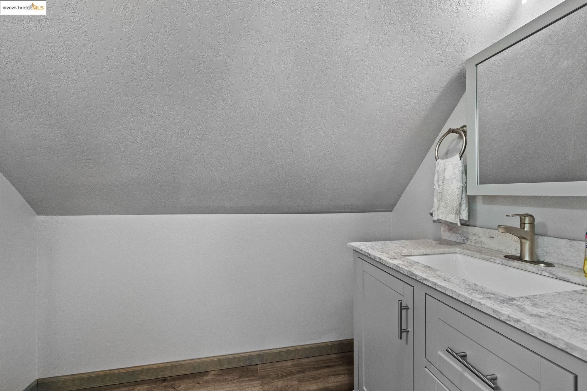 Detail Gallery Image 24 of 37 For 24118 Palapeta Ln, Mi Wuk Village,  CA 95346 - 3 Beds | 2/1 Baths