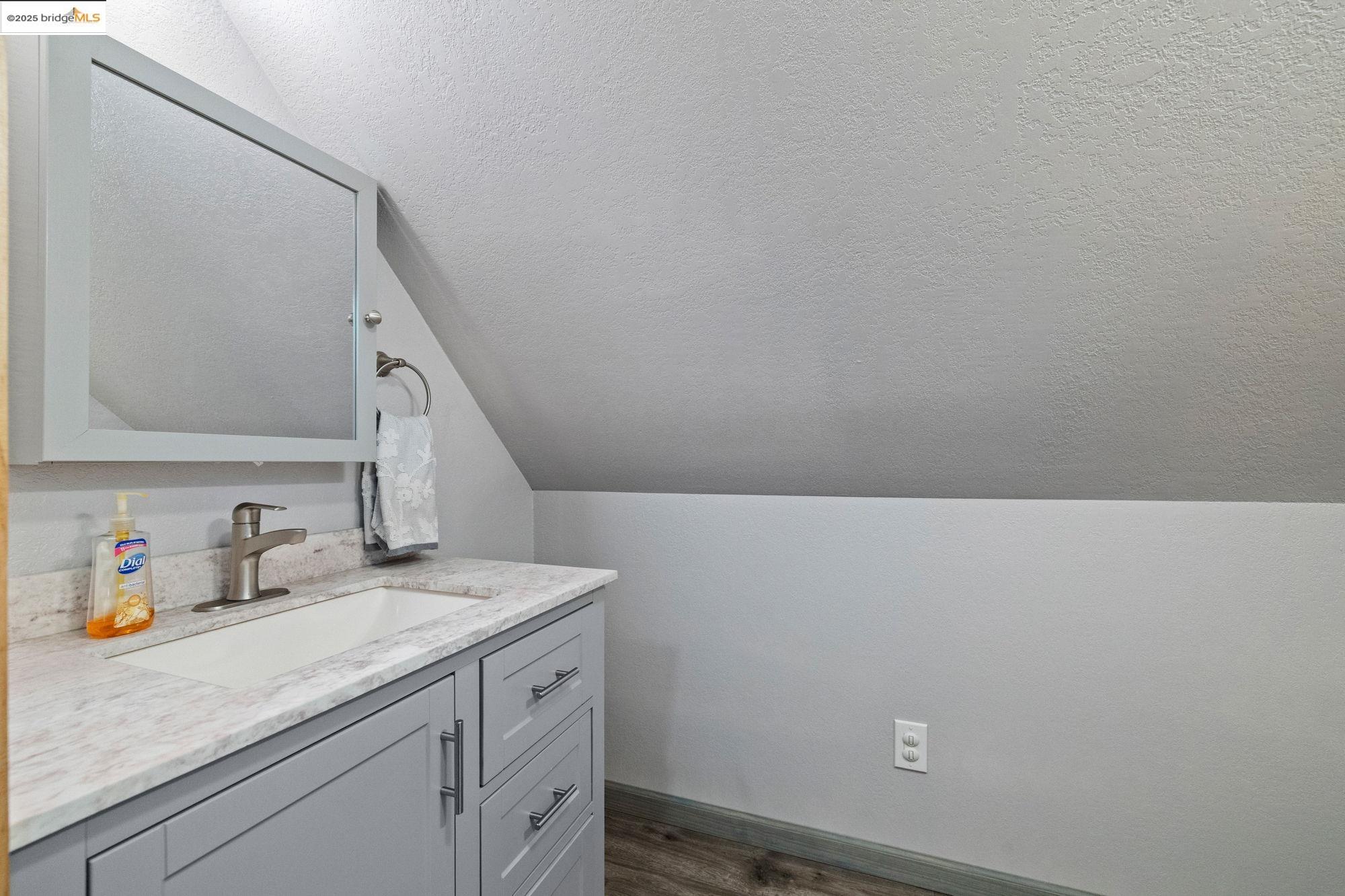 Detail Gallery Image 25 of 37 For 24118 Palapeta Ln, Mi Wuk Village,  CA 95346 - 3 Beds | 2/1 Baths