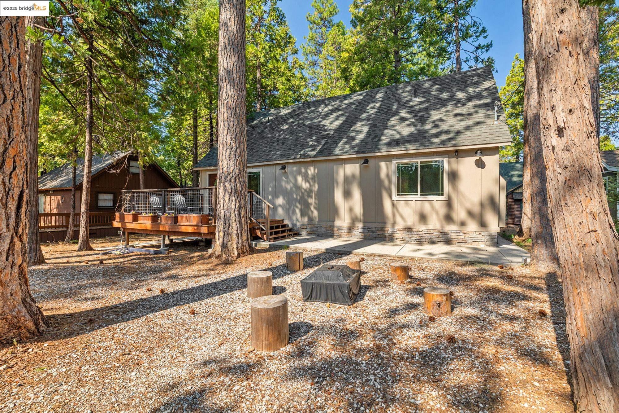 Detail Gallery Image 6 of 37 For 24118 Palapeta Ln, Mi Wuk Village,  CA 95346 - 3 Beds | 2/1 Baths
