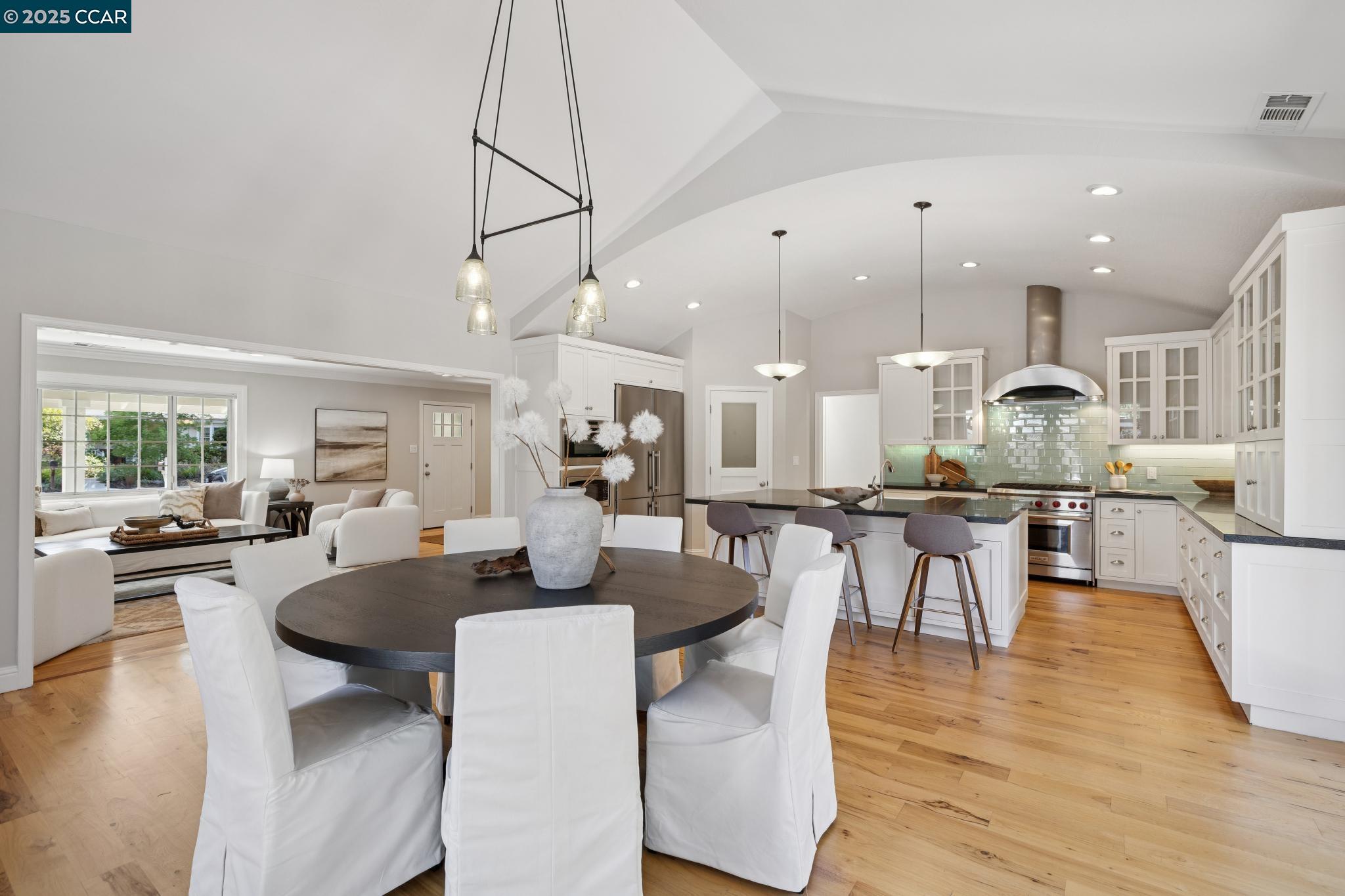 Detail Gallery Image 11 of 51 For 3260 Rohrer Drive, Lafayette,  CA 94549-5640 - 3 Beds | 2 Baths
