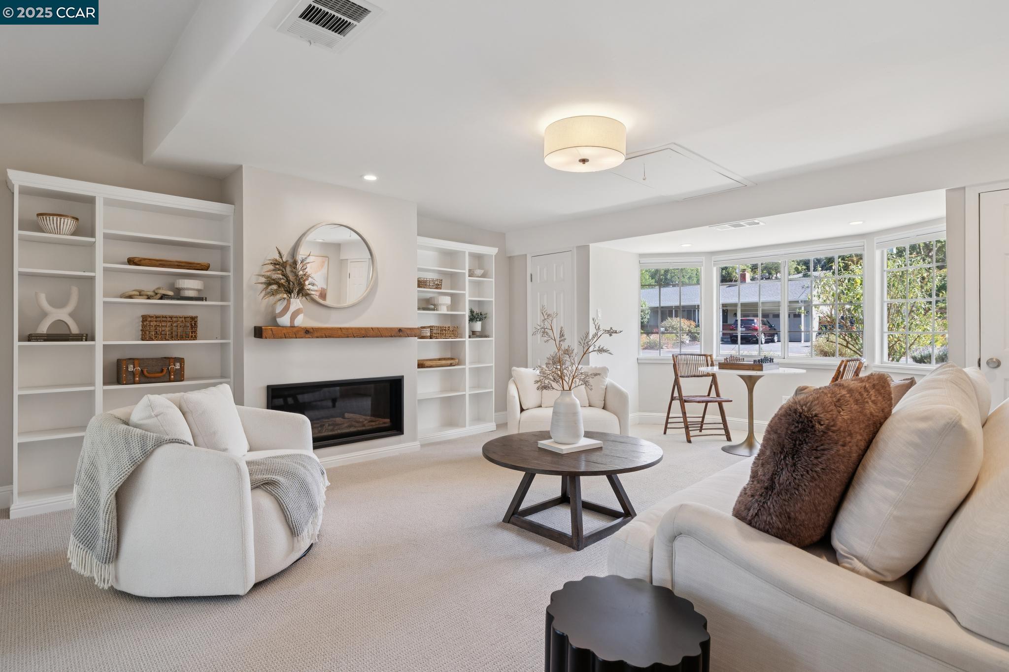 Detail Gallery Image 17 of 51 For 3260 Rohrer Drive, Lafayette,  CA 94549-5640 - 3 Beds | 2 Baths