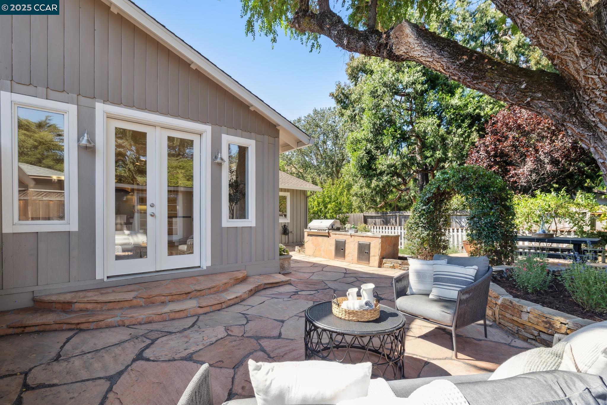 Detail Gallery Image 34 of 51 For 3260 Rohrer Drive, Lafayette,  CA 94549-5640 - 3 Beds | 2 Baths