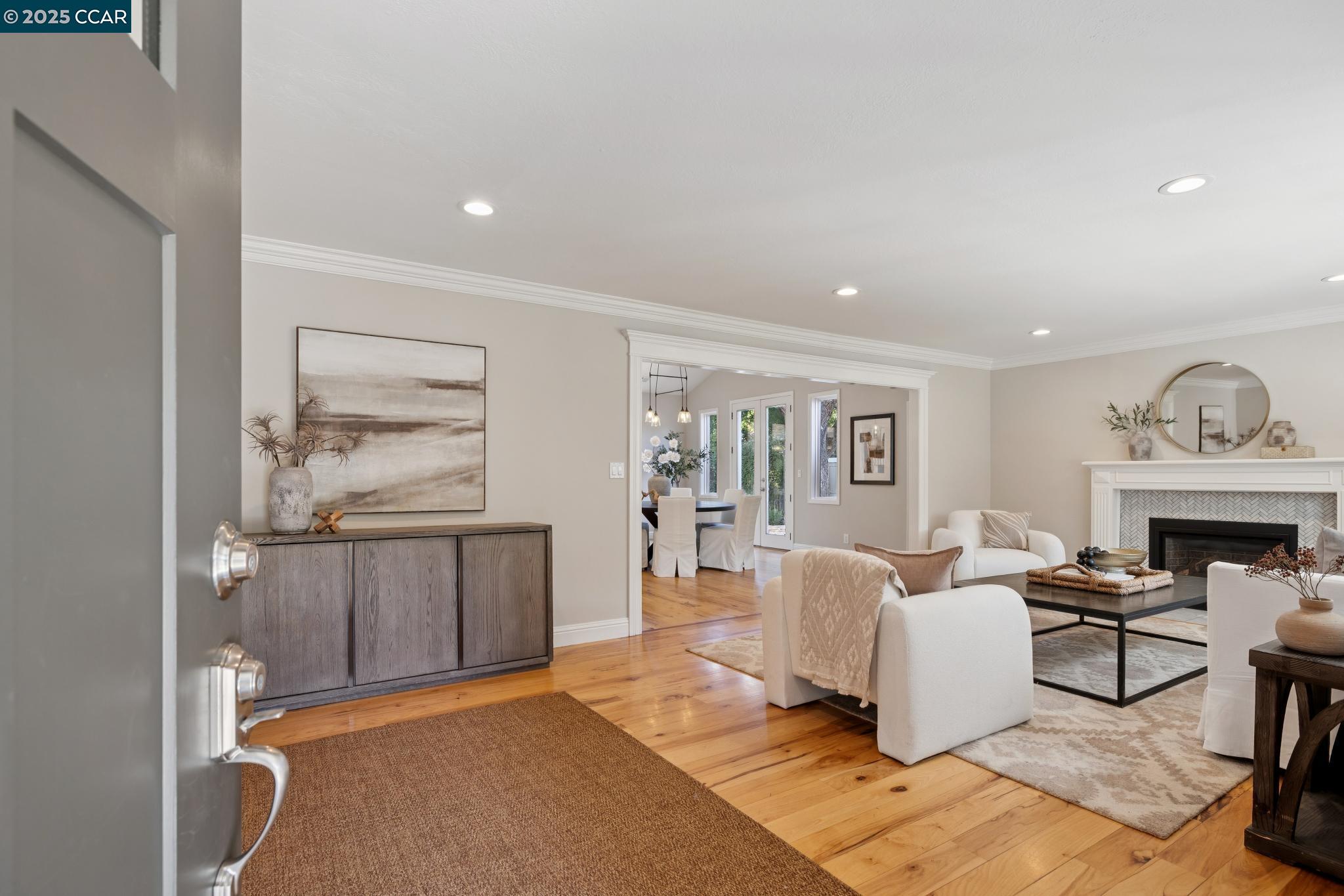 Detail Gallery Image 5 of 51 For 3260 Rohrer Drive, Lafayette,  CA 94549-5640 - 3 Beds | 2 Baths